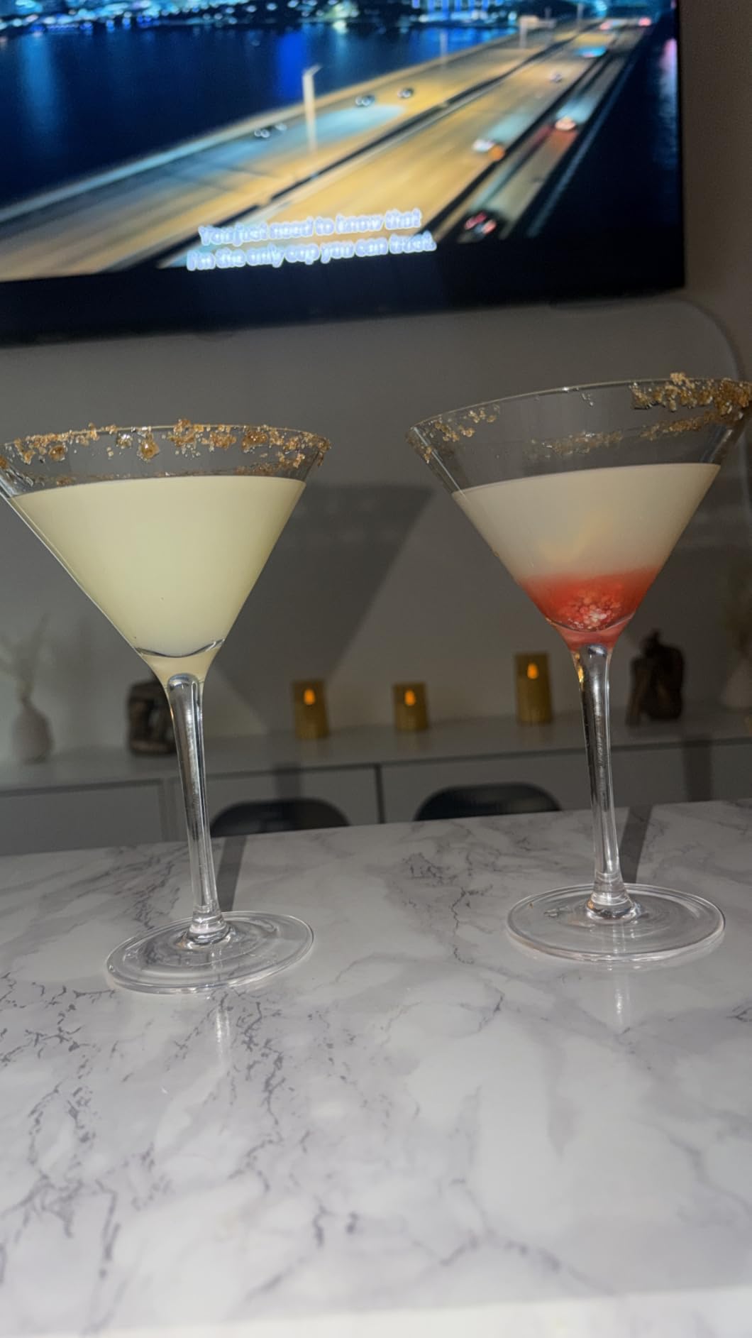Farielyn-X Martini Glasses Set of 2, 9 oz Crystal Cocktail Glasses, Hand Blown Crystal Martini Glasses for Espresso Martini, Cosmopolitan, Gimlet, Home Bar, Party, Martini Glassware Gift Set customer photo 1