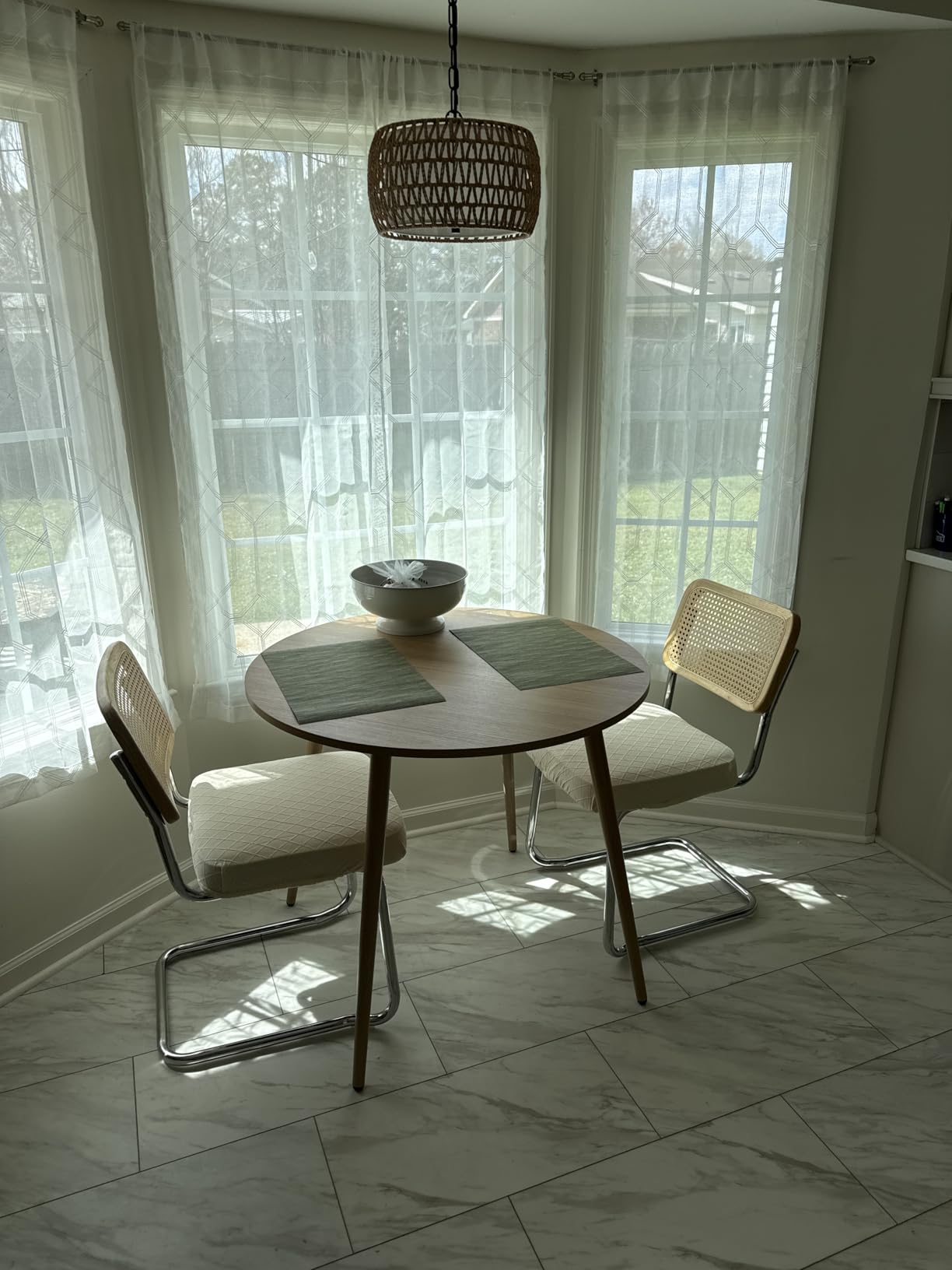 Best Choice Products Round 35.5in Dining Table for 4 w/Sturdy Wood Finish Steel Legs, Mid Century Modern, Space-Saving, Small Space Circle Dinette for Home, Kitchen, Apartment - Pecan customer photo 2