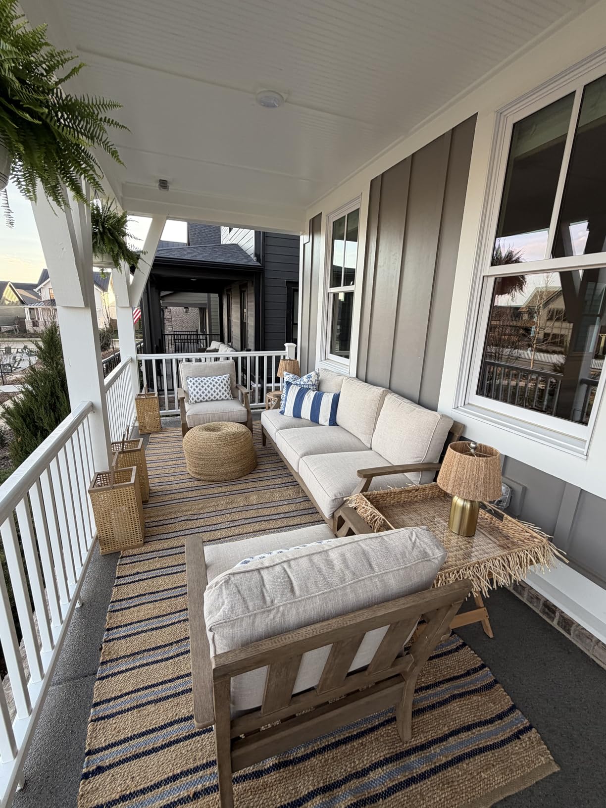 Signature Design by Ashley Clare View Left-Arm Facing Contemporary 4-Piece Outdoor Sectional with Cushion and 6 Throw Pillows customer photo 1