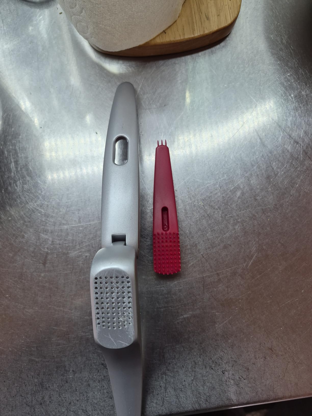 Zyliss Susi 4 Garlic Press customer photo 2