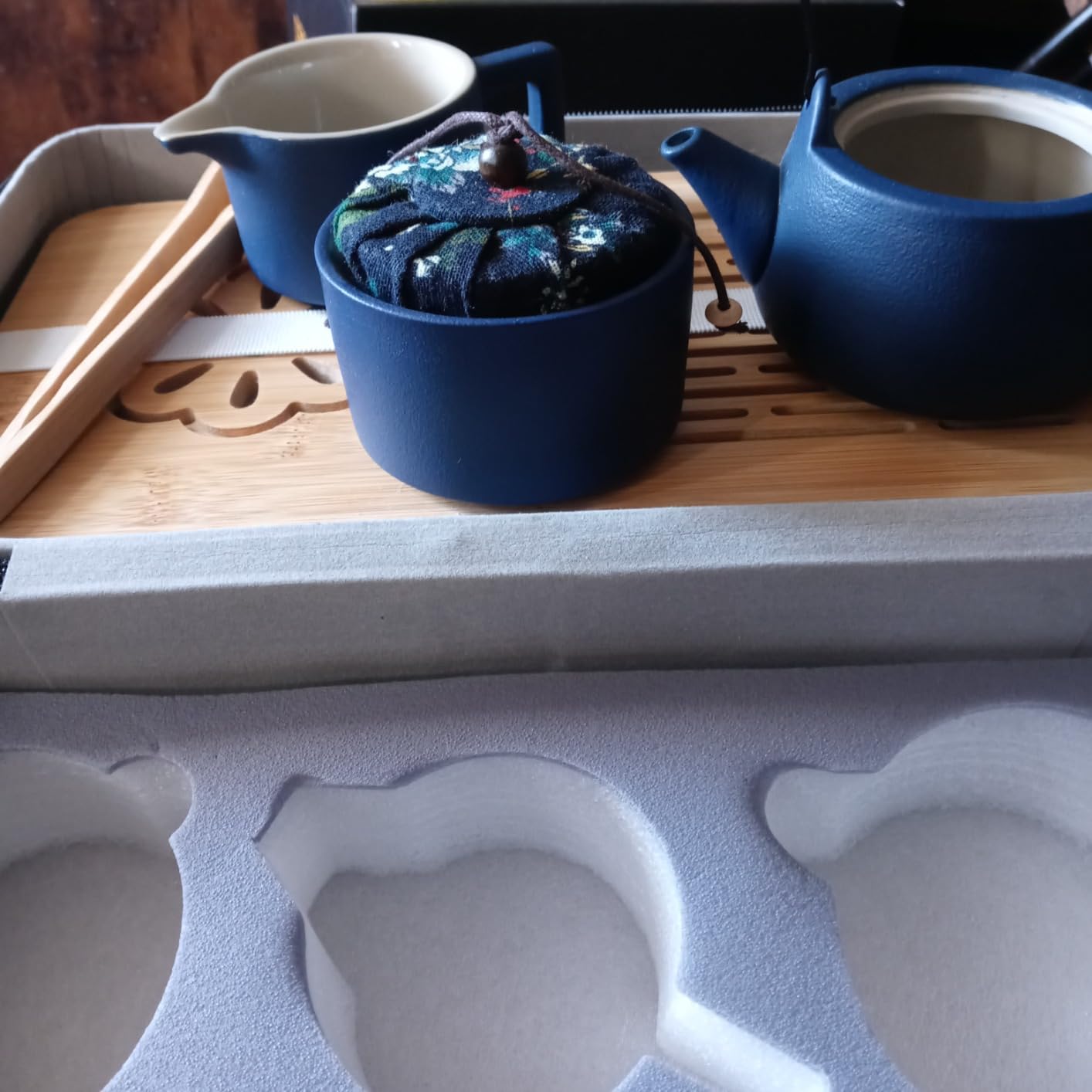 Portable Gongfu Tea Set with Travel Case, Ceramic Tea Set with Glass Teapot Infuser, Bamboo Tea Tray and 4 Ceramic Teacups, All-in-One Travel Tea Kit for Home Office Outdoor Picnic Camping customer photo 1