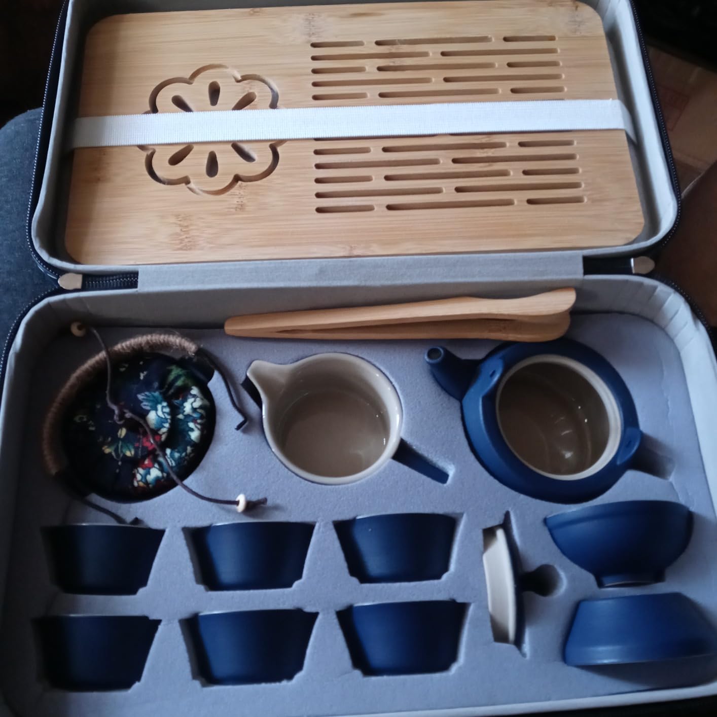 Portable Gongfu Tea Set with Travel Case, Ceramic Tea Set with Glass Teapot Infuser, Bamboo Tea Tray and 4 Ceramic Teacups, All-in-One Travel Tea Kit for Home Office Outdoor Picnic Camping customer photo 2