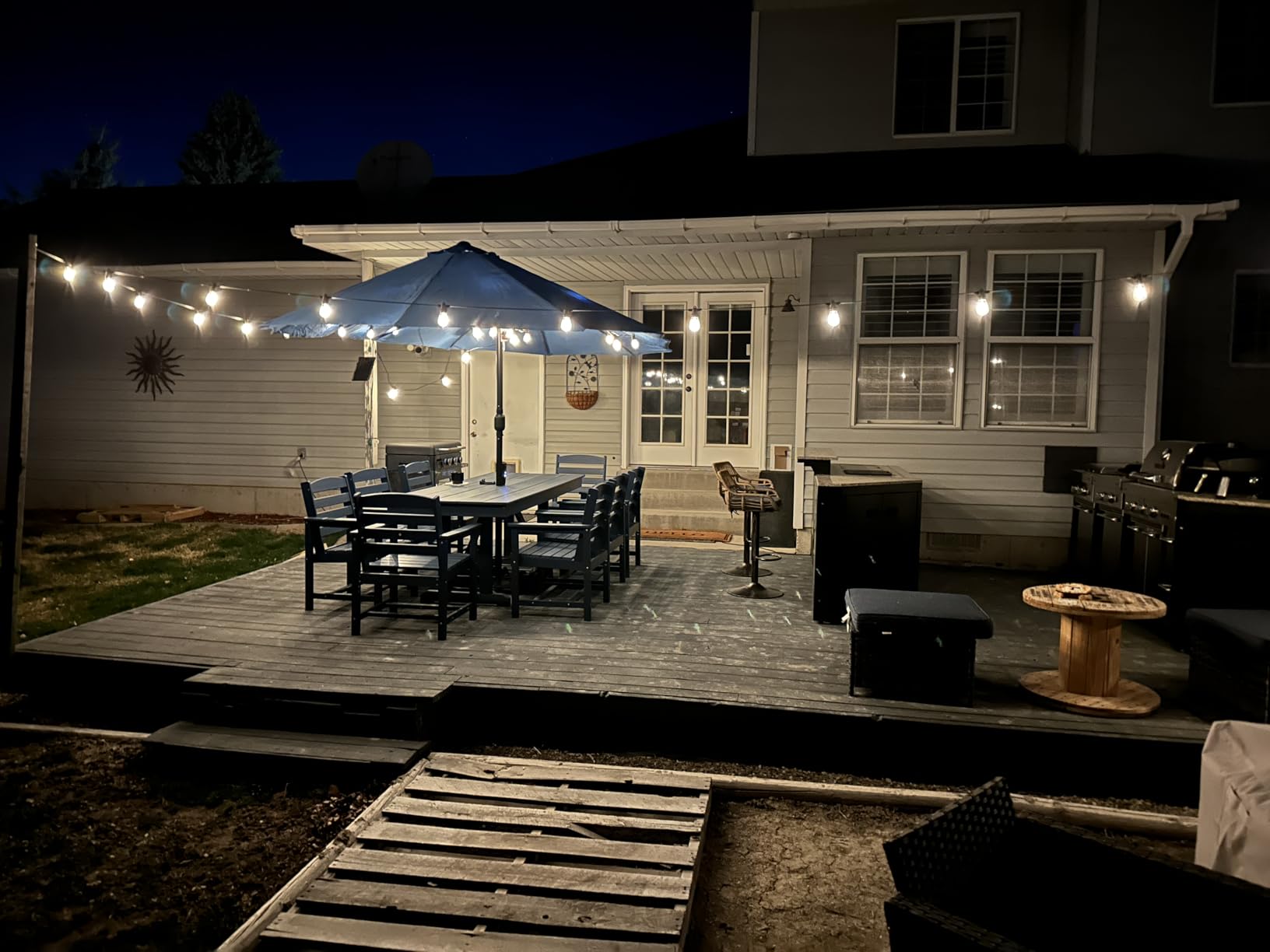 SERWALL Outdoor Dining Table, 84