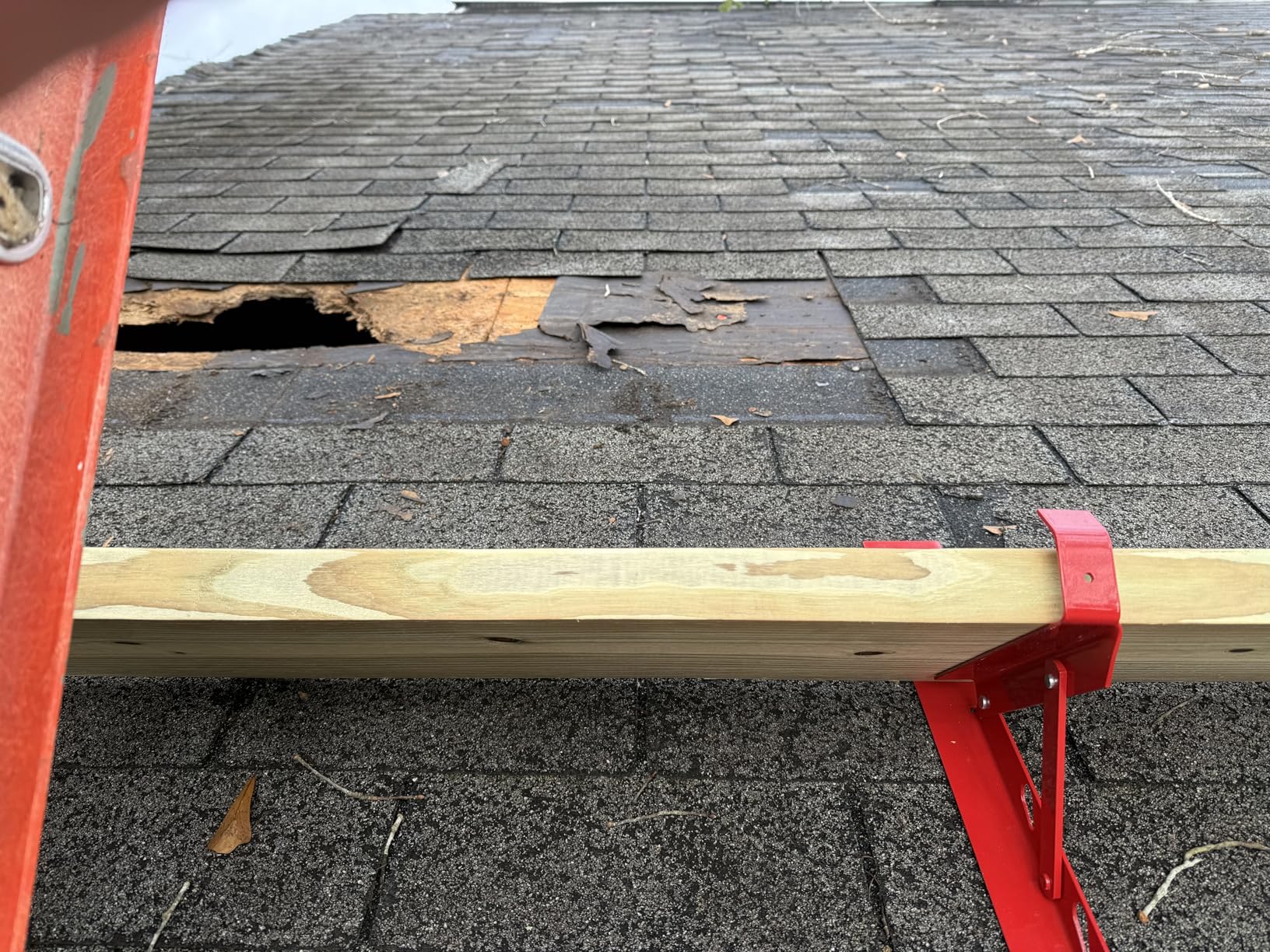Guardian 2500 Adjustable Roofing Bracket | for 30 45 or 60 Degree Roof Pitches | 10 Inch Adjustable Platform | Powder Coated Red | OSHA Compliant customer photo 1