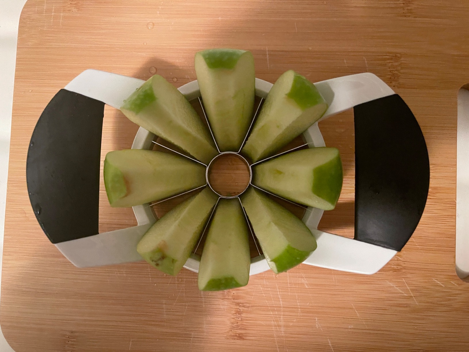 OXO Good Grips Apple Slicer, Corer and Divider customer photo 2