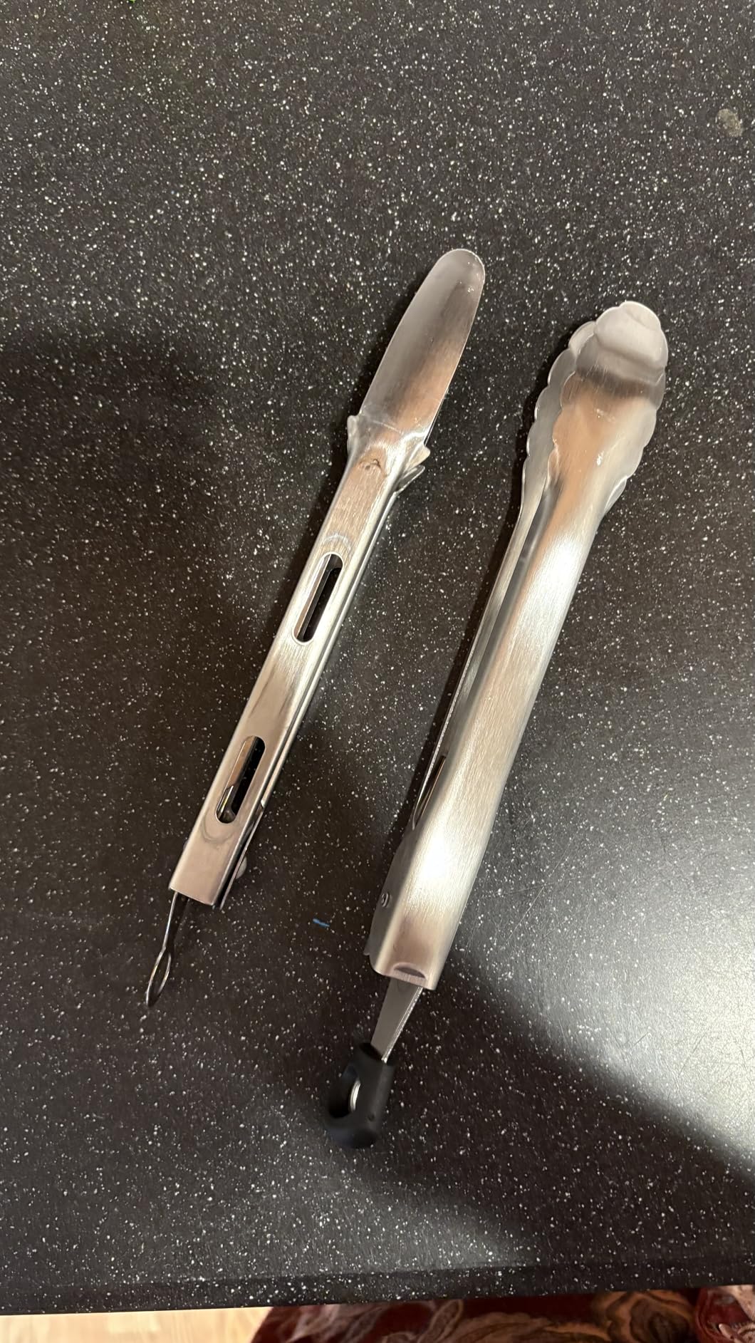 OXO Good Grips 16-Inch Locking Tongs customer photo 1