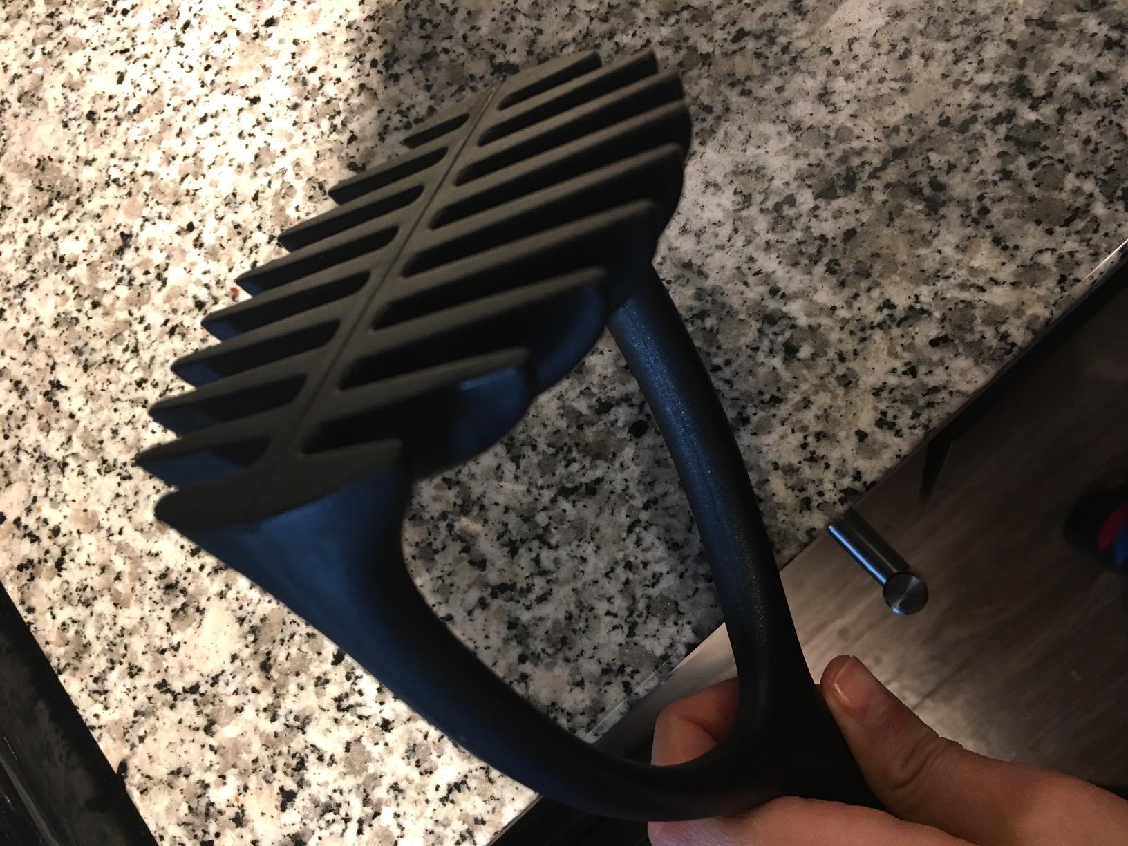 OXO Good Grips Nylon Potato Masher for Non-Stick Cookware customer photo 2