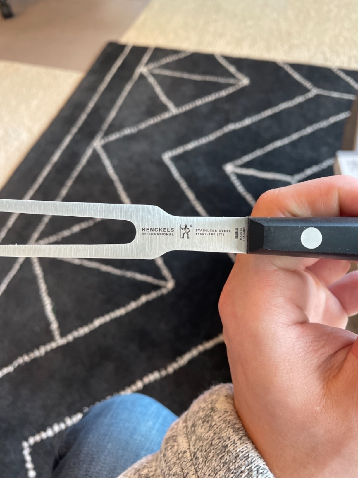 HENCKELS Classic Razor-Sharp 7-inch Flat Tine Carving Fork, German Engineered customer photo 2