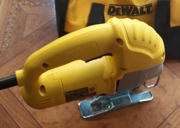 DEWALT Jig Saw, Top Handle, 5.5-Amp, Corded (DW317K), Yellow customer photo 2