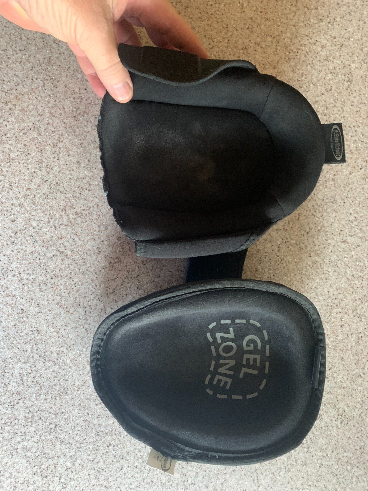 McGuire-Nicholas Gel Lite Flooring Pro Knee Pads, 1 Pair, Navy/Black customer photo 1