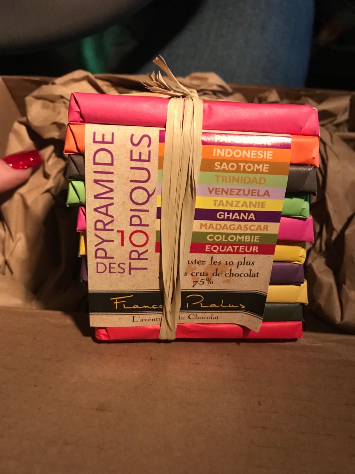 Pralus Pyramid - Pyramide des Tropiques - 10 Dark Chocolates from Around the World customer photo 1