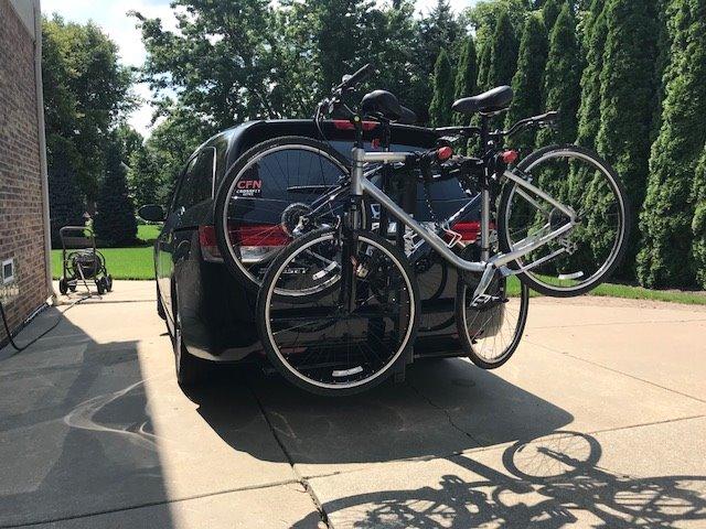 Yakima DoubleDown 4 Tilting Hitch-Mounted Bike Rack customer photo 1