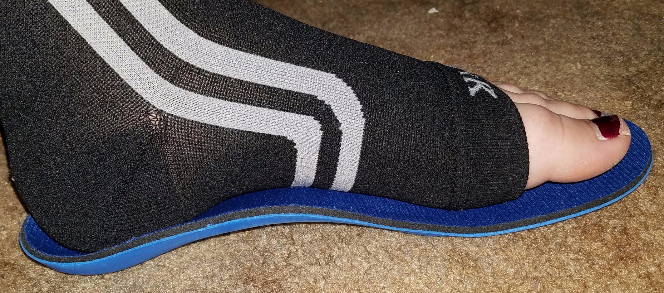 PowerStep Pinnacle Insoles, Orthotics for Plantar Fasciitis Relief, Made in USA, #1 Podiatrist Recommended customer photo 1