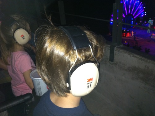 3M PELTOR Hearing Protection Optime 95 Earmuffs, Adjustable Earcups, E-A-Rfit Compatible, Stainless Steel customer photo 1