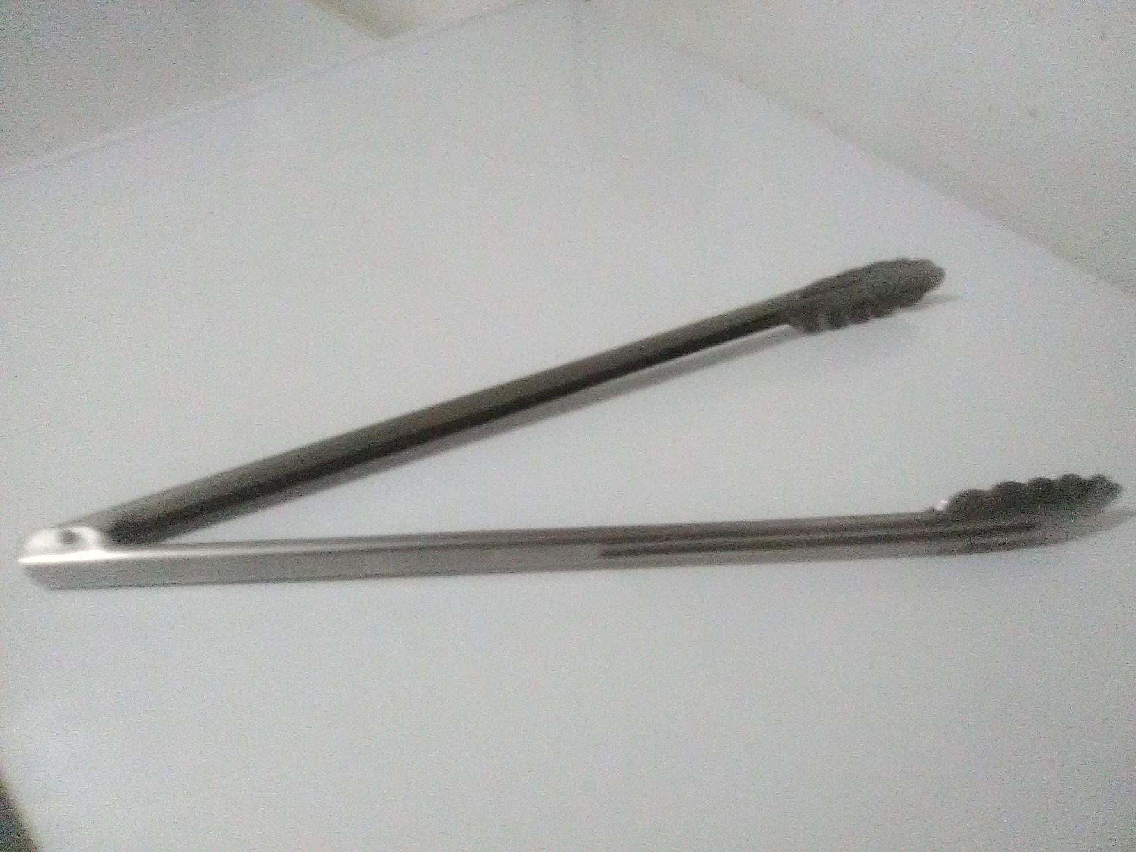 Winco Coiled Spring Extra Heavyweight Stainless Steel Utility Tong, 16-Inch customer photo 2
