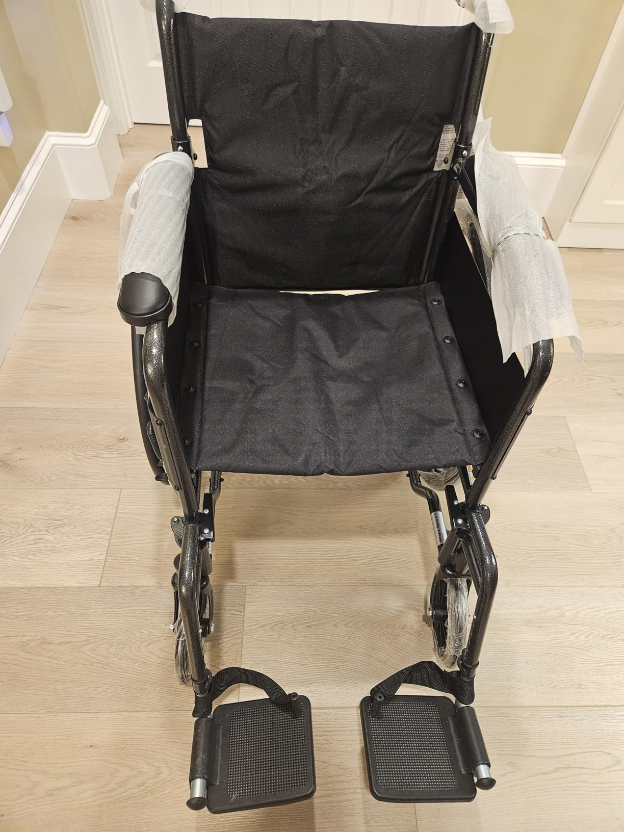 Drive Medical Silver Sport 1 Folding Transport Wheelchair - Lightweight Mobility Support - Full Armrests - Removable Swing-Away Footrests - Durable Steel Construction - Compact Folding Frame - Black customer photo 1