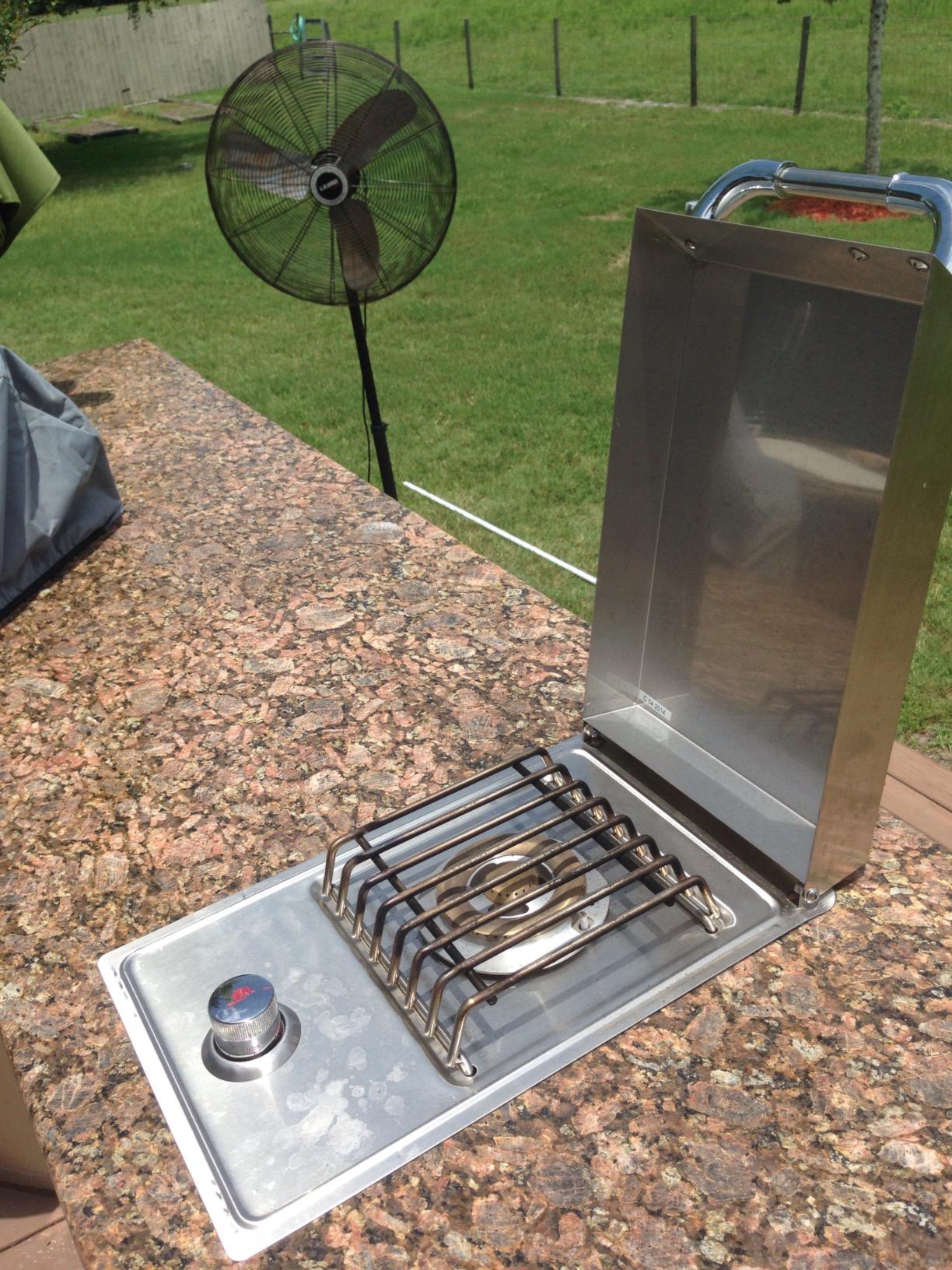 Bull Outdoor Products 60008 Stainless Steel Single Side Burner, Liquid Propane customer photo 1