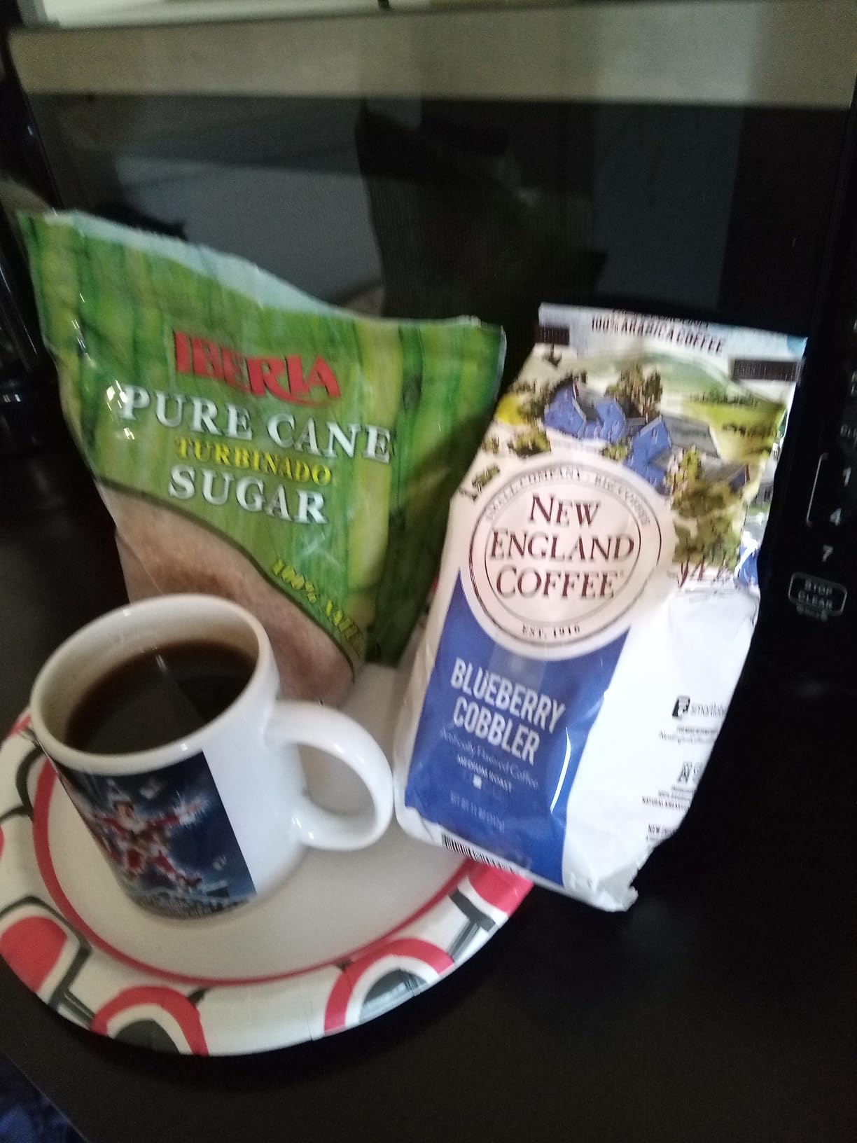 New England Coffee Blueberry Cobbler Medium Roast Ground Coffee, 11oz Bag (Pack of 1) customer photo 1