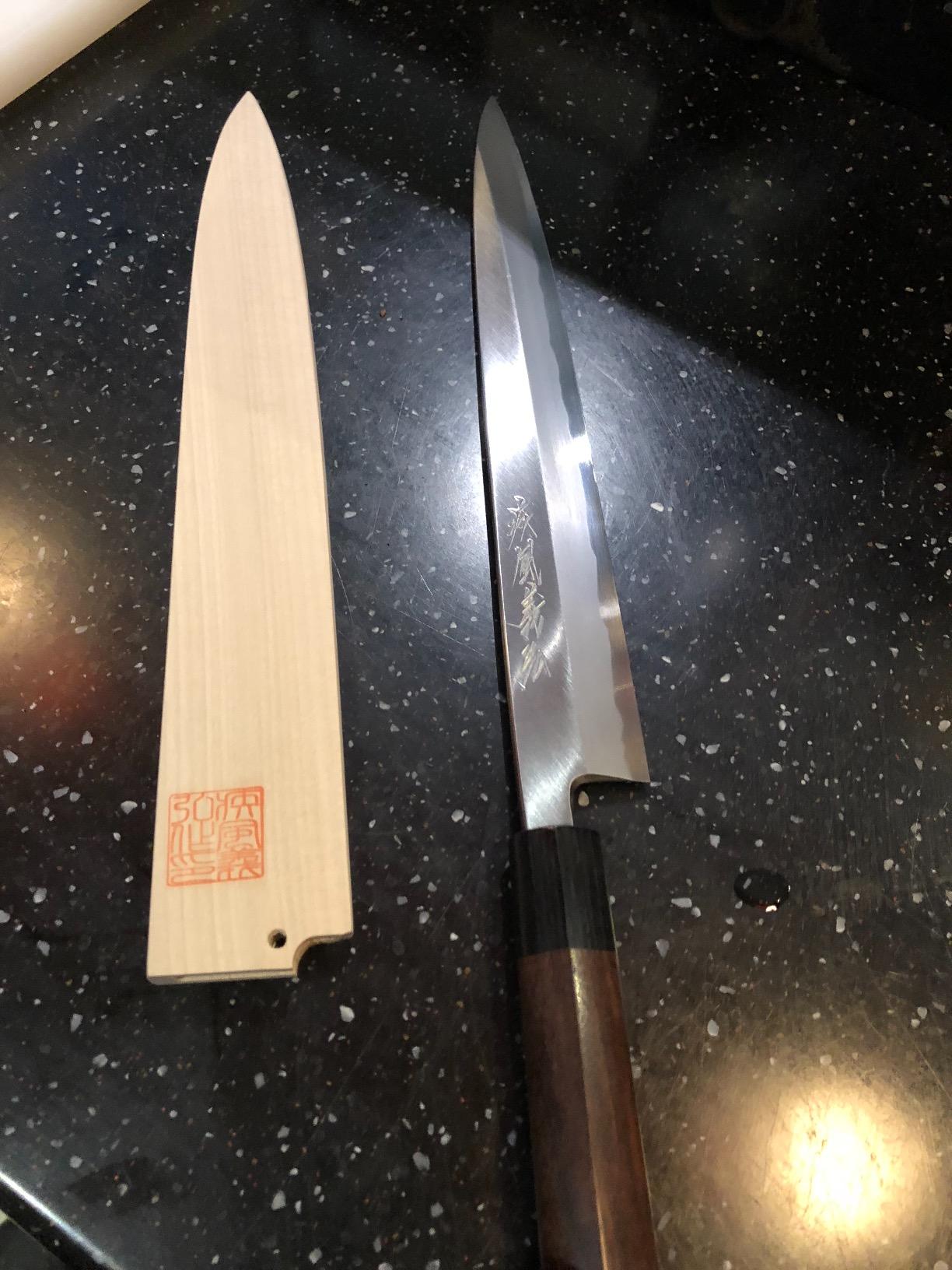 Yoshihiro Shiroko High Carbon Steel Kasumi Yanagi Magnolia Handle Sushi Sashimi Chef Knife (11.8