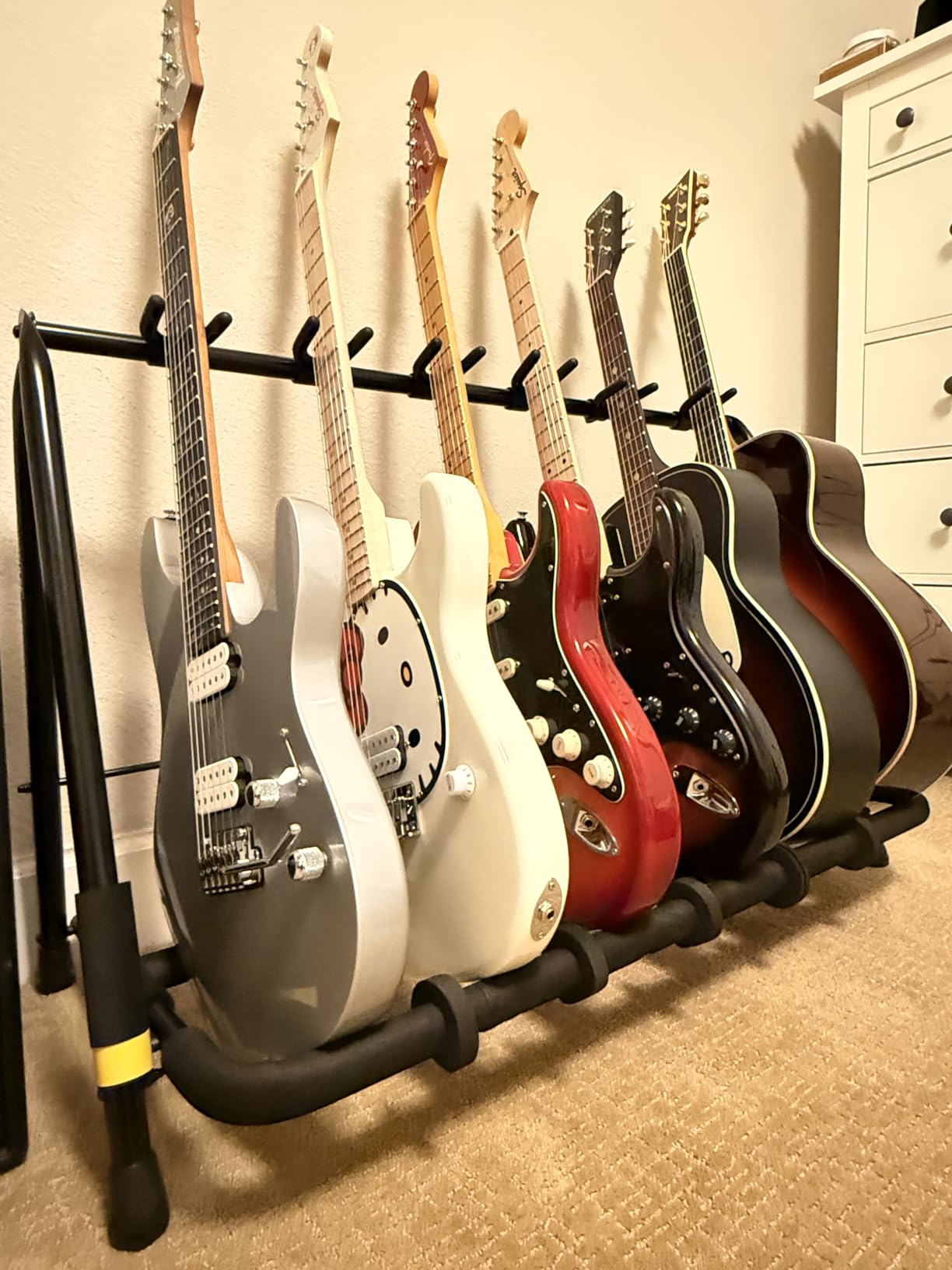 Hercules Stands GS523B 3 Space Guitar Rack customer photo 2