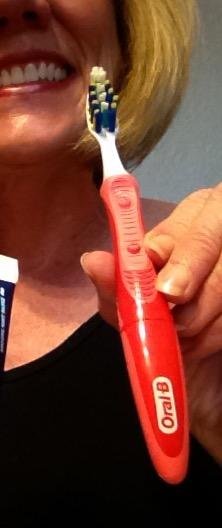 Oral-B Pro-Health Pulsar Battery Toothbrush, Soft, Blue, 2 Count customer photo 1