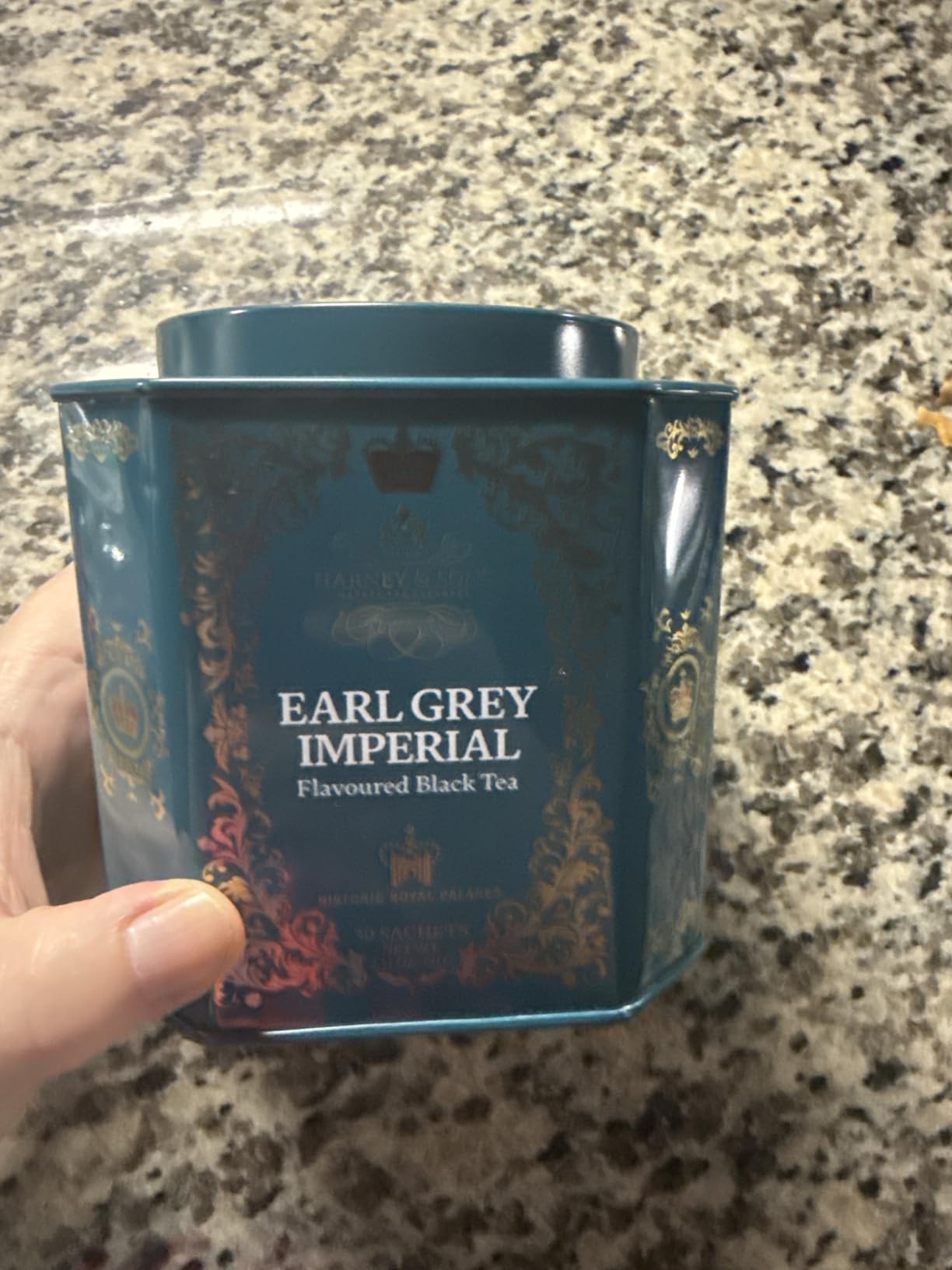 Harney & Sons HRP Earl Grey Tea, 30 Sachets, HRP Earl Grey Imperial (Tin Design May Vary) customer photo 1