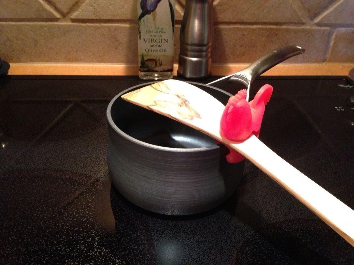 Fox Run Silicone Pot Clip Spoon Rest, Chicken, 2.5