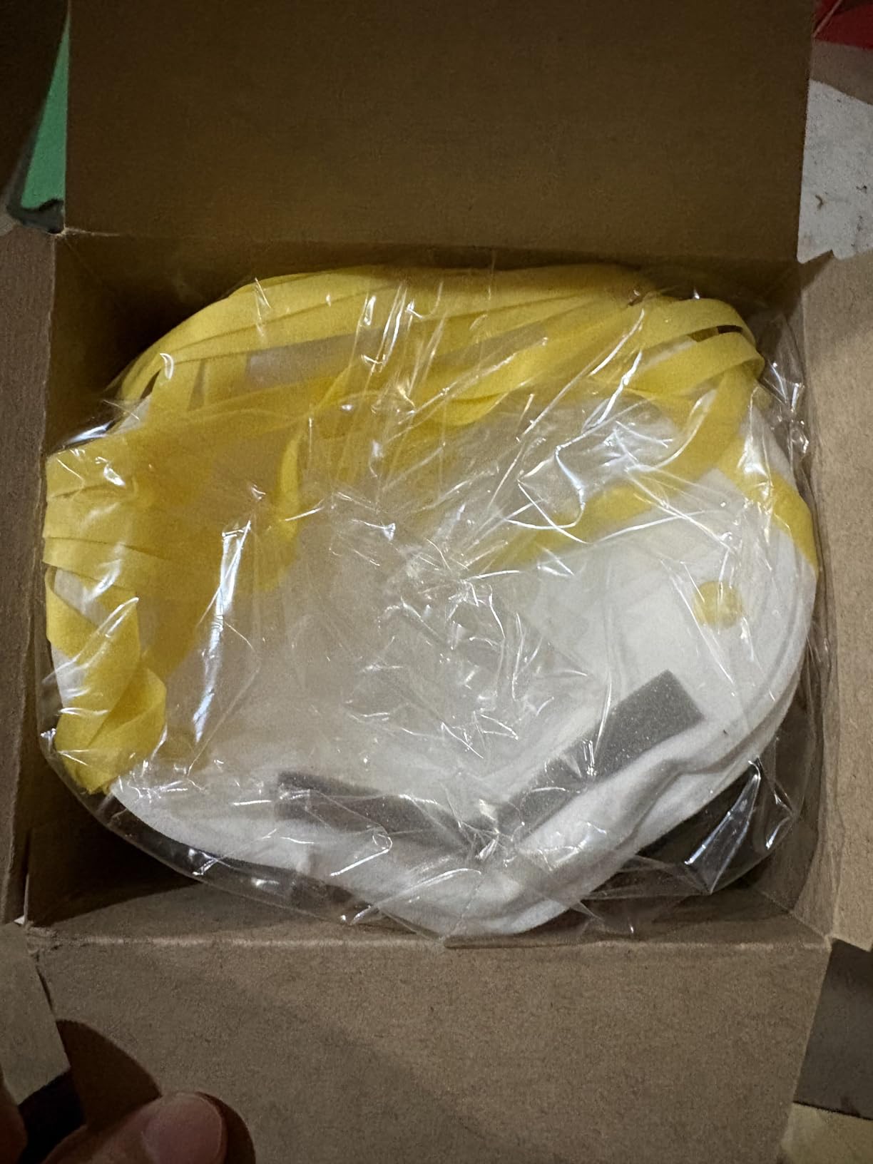3M 8210 Particulate Respirator, N95, Pack of 20 Disposable Respirator customer photo 2