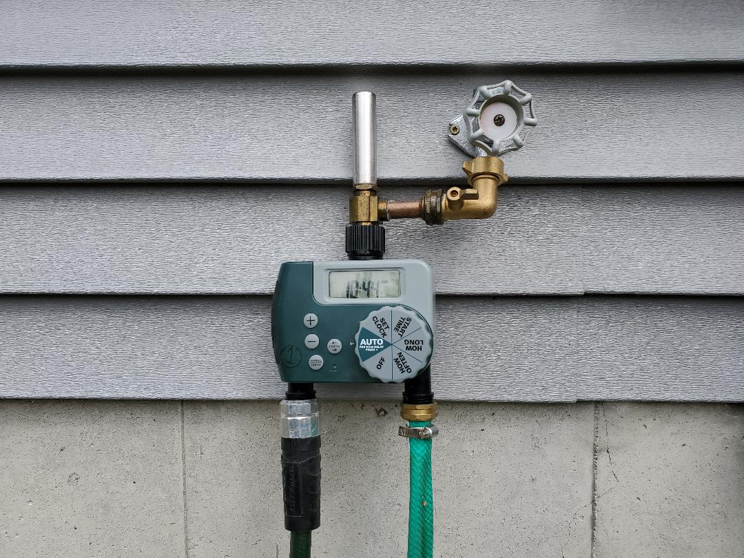 Orbit 58910 2-Outlet Programmable Digital Hose Watering Timer customer photo 2