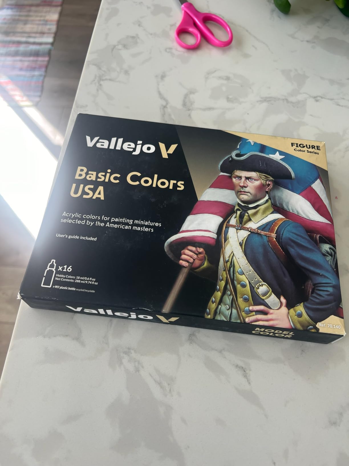 Vallejo Basic Colors USA Acrylic Paint Set | Model Color | Figure Color Series Historical Miniature Kit | 16 Bottles x 18 ml customer photo 2