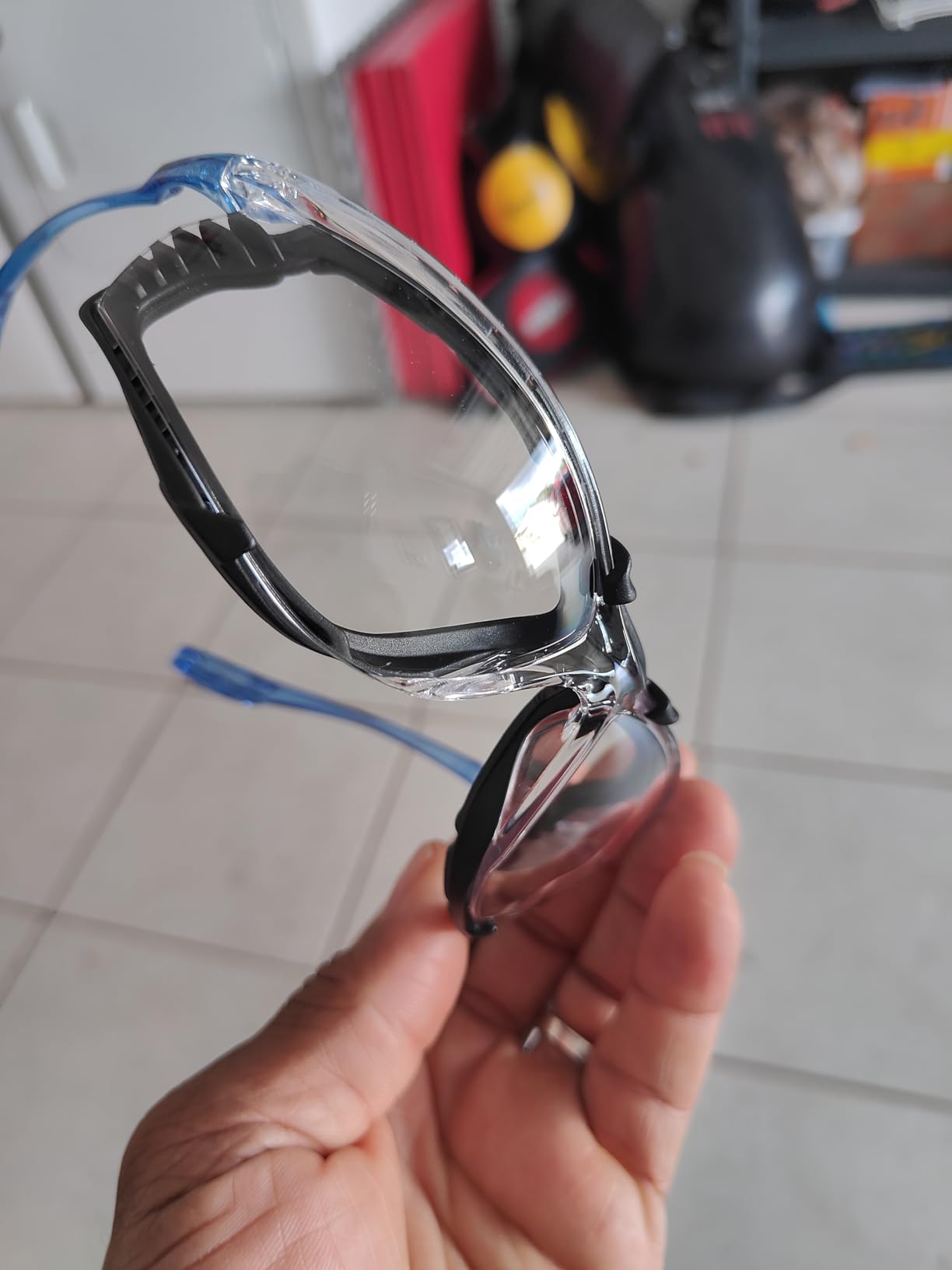 3M Safety Glasses, Virtua CCS, ANSI Z87, Anti-Fog, Clear Lens, Blue Frame, Corded Ear Plug Control System, Removable Foam Gasket customer photo 1