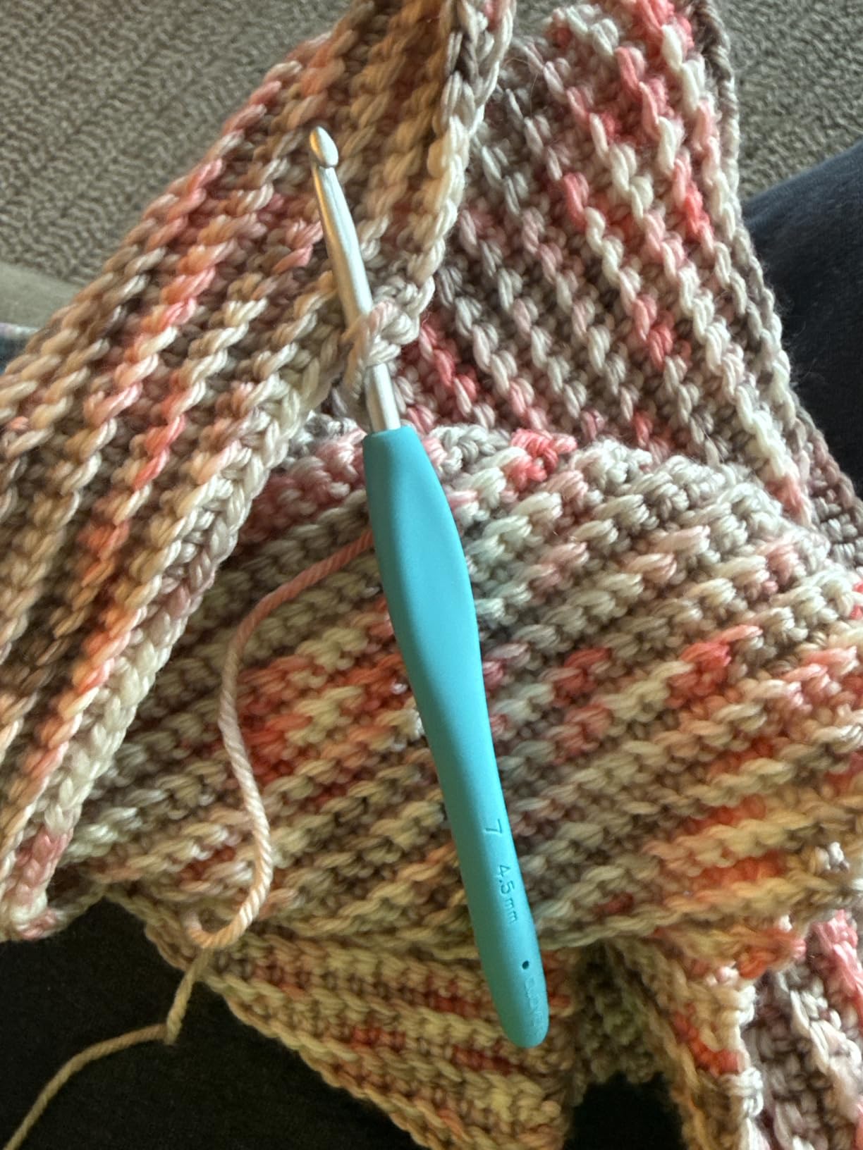 Clover 3672 Amour Crochet Hook Set, 10 sizes customer photo 1