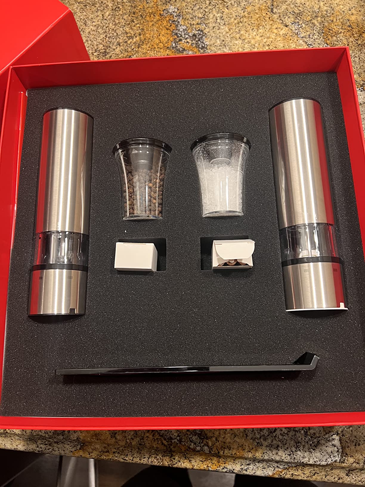 u'Select electric salt and pepper mills in stainless steel, 20 cm (Peugeot) customer photo 2