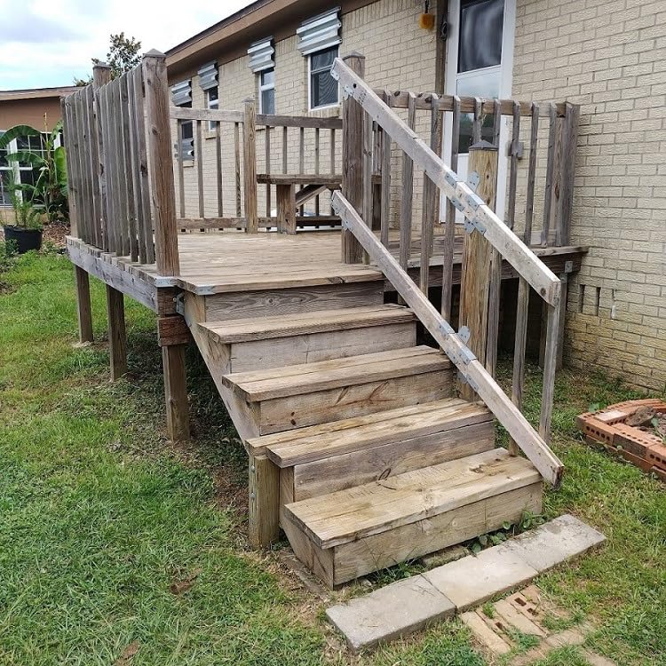 Ready Seal Exterior Wood Stain | Semi-Transparent Oil-Based Formula | Professional Grade Stain and Sealer in One | Ideal for Decks, Fences, Pergolas, Wood Siding & More | 5 Gallon | Dark Walnut customer photo 2