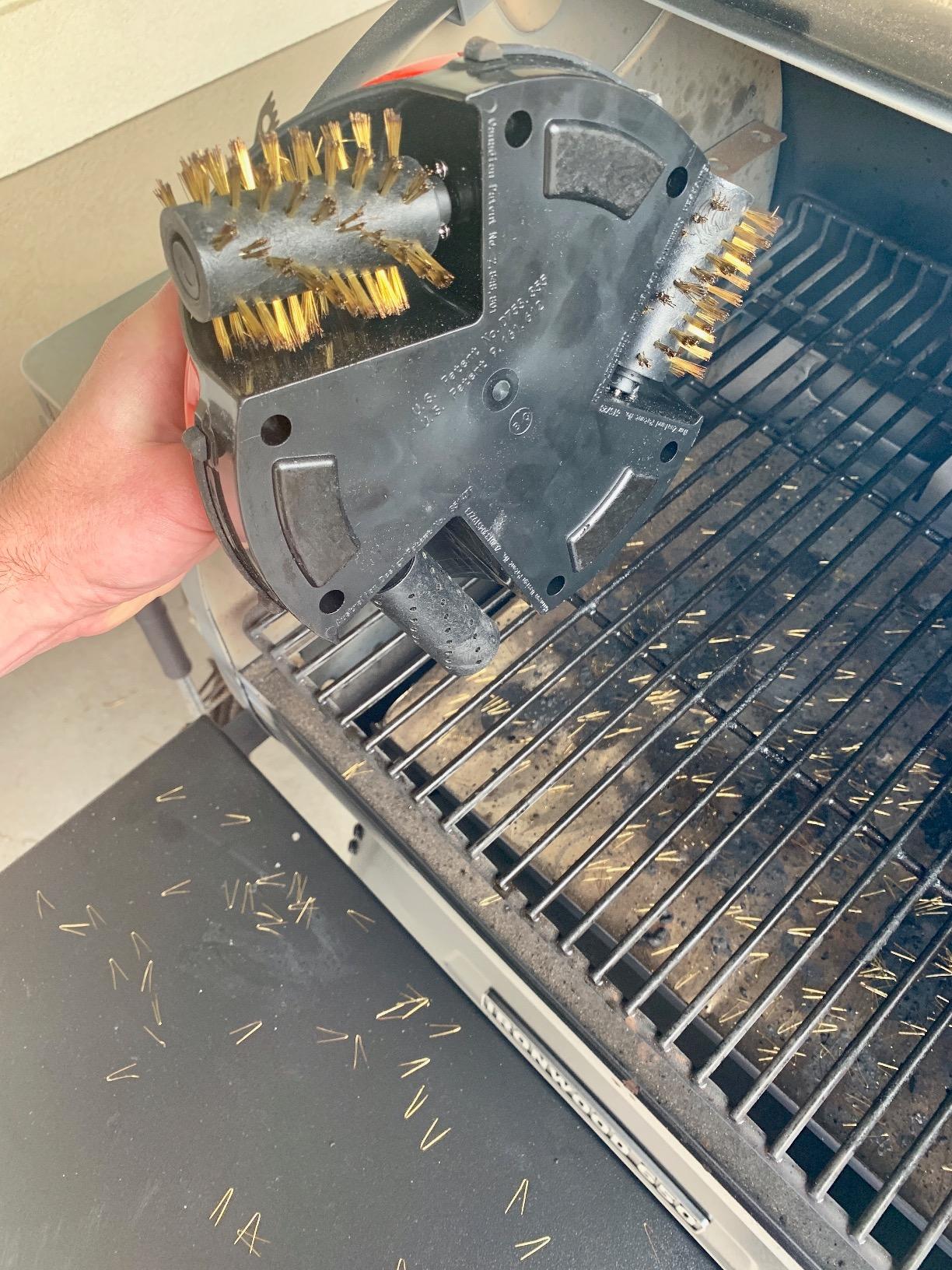 Grillbot Automatic Grill Cleaning Robot with Nylon Brushes, BBQ Grill Cleaner, Grill Brush, Grill Scraper, BBQ Accessories (Red Grillbot) customer photo 1