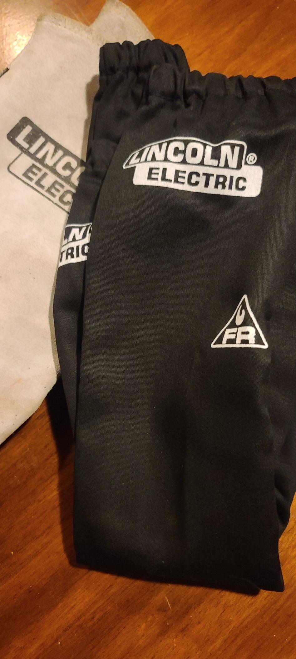 Lincoln Electric KH813 Black One Size Flame-Resistant Welding Sleeves customer photo 2