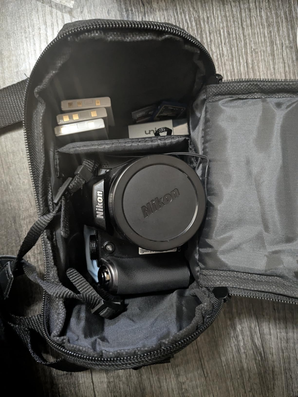 Large Padded Camera Bag with Shoulder Strap - DSLR & Mirrorless Camera Carrying Bag, Lightweight Protective Crossbody Camera Bag customer photo 1