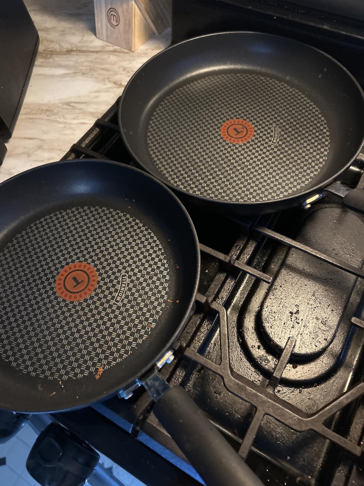 T-Fal Ultimate Hard Anodized Nonstick Pots and Pans Set 17 Piece, Nonstick Cookware Set with Fry Pan, Saucepans, Saute-Pan, Griddle, Dishwasher Safe, Onyx customer photo 2