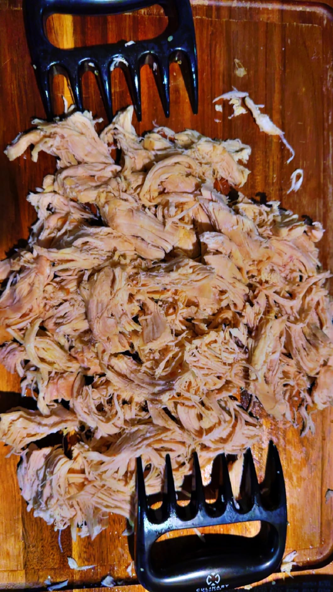 Meat Shredder Claws - Bear Claws Meat Shredder for Pulled Pork, Chicken and Beef, Heat Resistant Plastic Meat-Claws for Shredding, Ergonomic Grip, Dishwasher Safe BBQ Tool customer photo 1