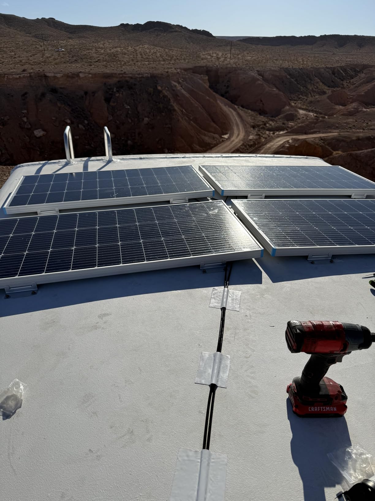 Renogy 2 Sets Solar Panel Mounting Z Brackets Lightweight Aluminum Corrosion-Free Construction for RVs, Trailers, Boats, Yachts, Wall and Other Off Grid Roof Installation, 2 Count customer photo 1