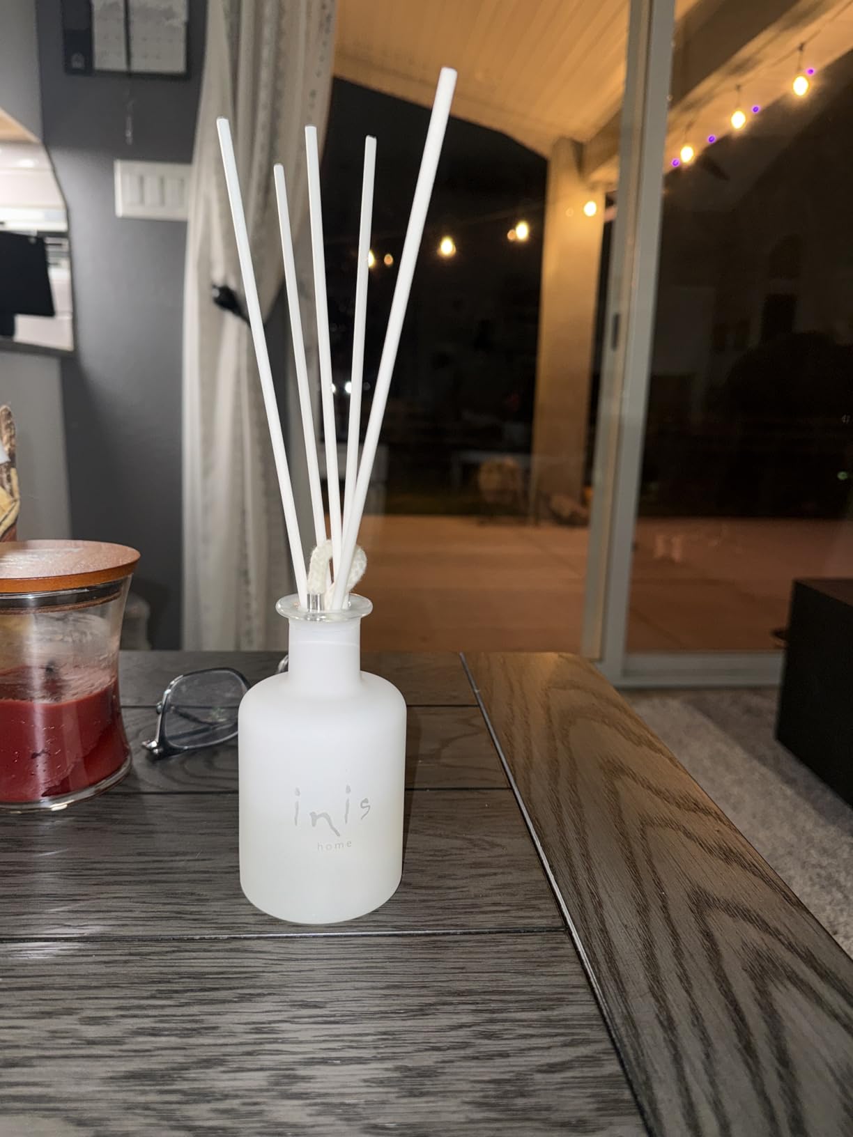Inis the Energy of the Sea Reed Diffuser Set - Oil Diffuser - Ocean Fresh Fragrance for Home - Includes Fiber Reed Sticks, Fragrance Oil & Glass Bottle customer photo 1