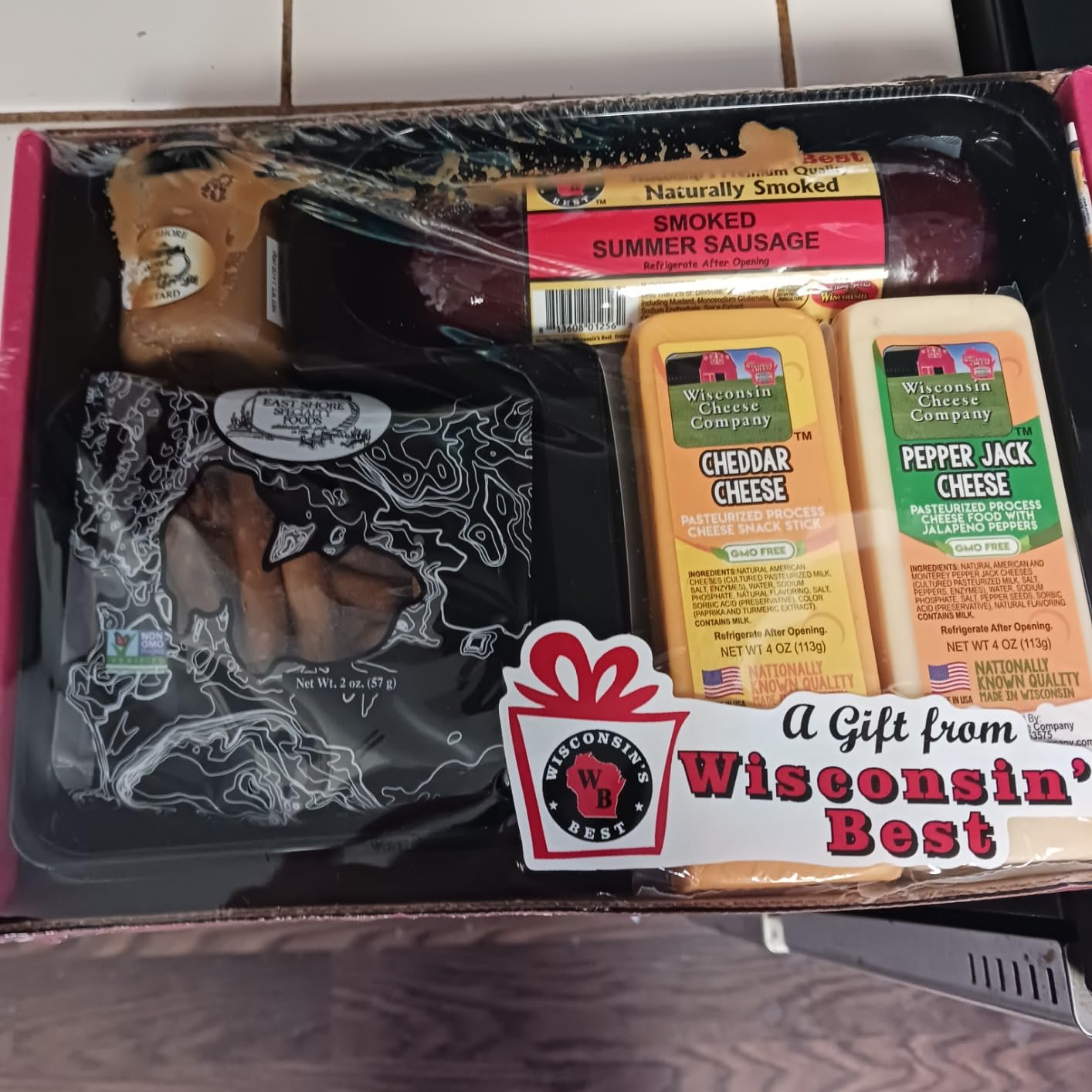 Wisconsin Cheese Company - Classic Holiday Snack Gift Box - 100% Wisconsin Cheddar & Pepper Jack Cheese, Sausage, Pretzels & Mustard | Perfect for Parties, Charcuterie Boards, and Holiday Gifts customer photo 2