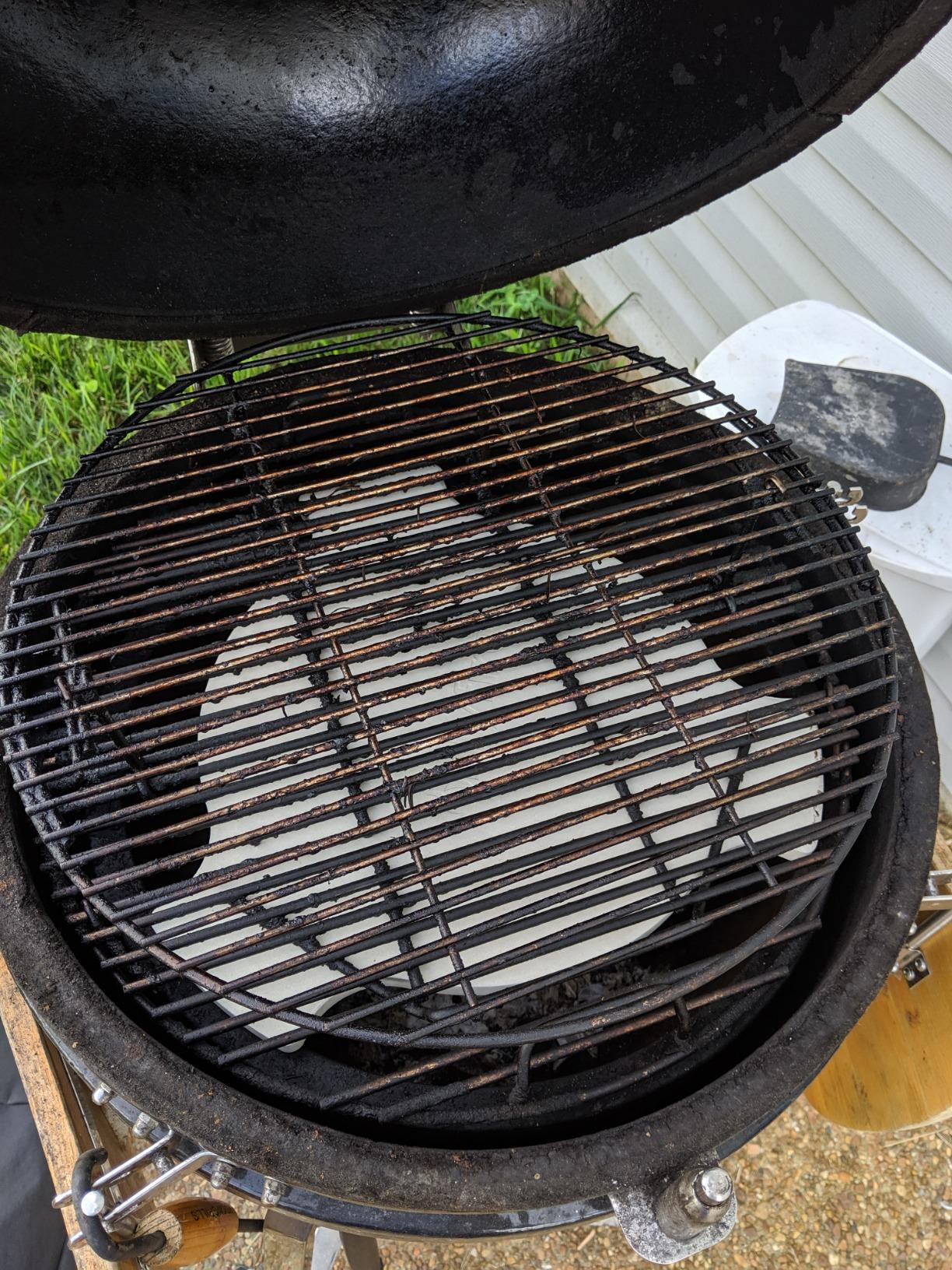 Onlyfire Pizza Stone Heat Deflector for Large Big Green Egg, 18 Inch customer photo 2