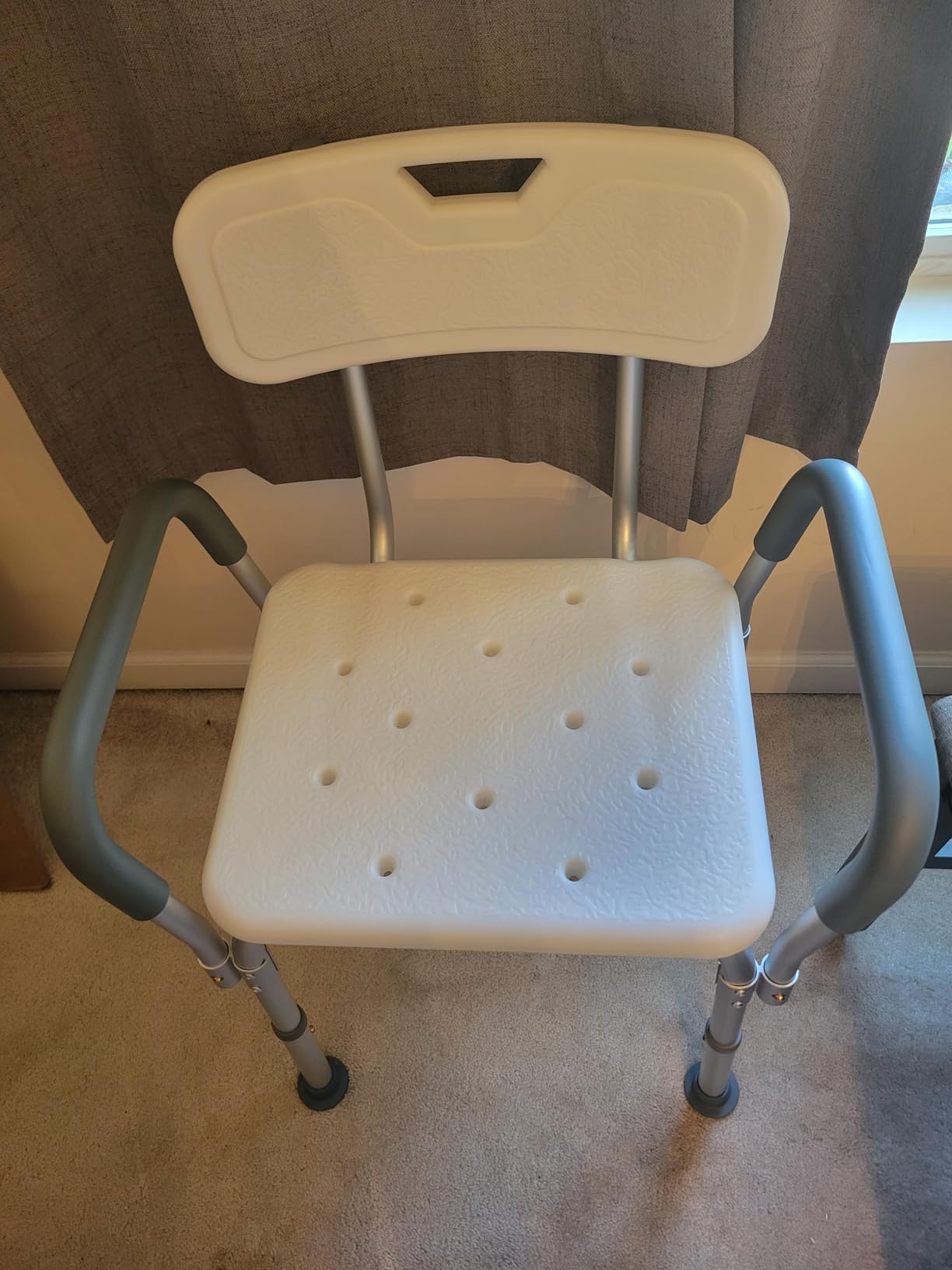Medline Shower Chair for Elderly, Adults & Disabled, Aluminum - Heavy Duty Shower Seat with Padded Arms and Back for Inside Shower, Adjustable Height Bath Stool for Bathtub, 350 lb, Slip Resistant customer photo 1