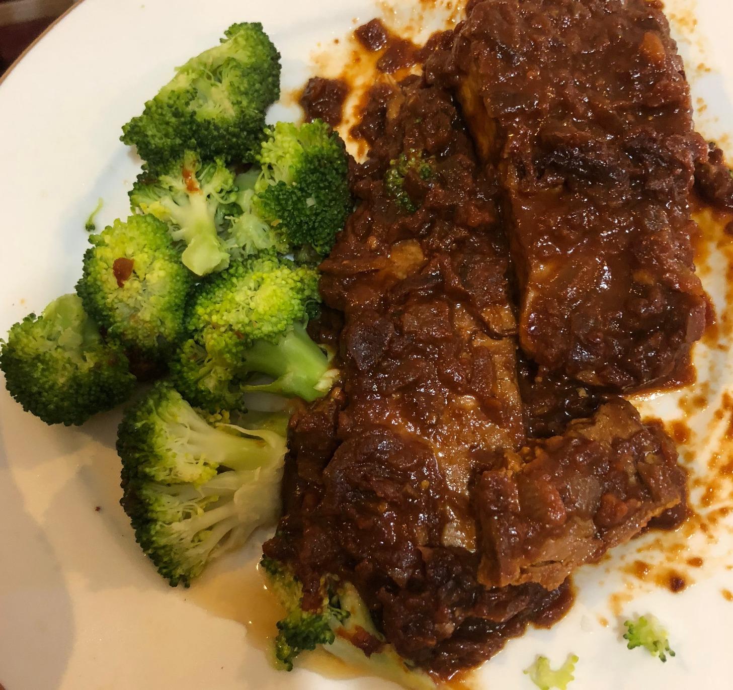 Veganomicon (10th Anniversary Edition): The Ultimate Vegan Cookbook customer photo 1