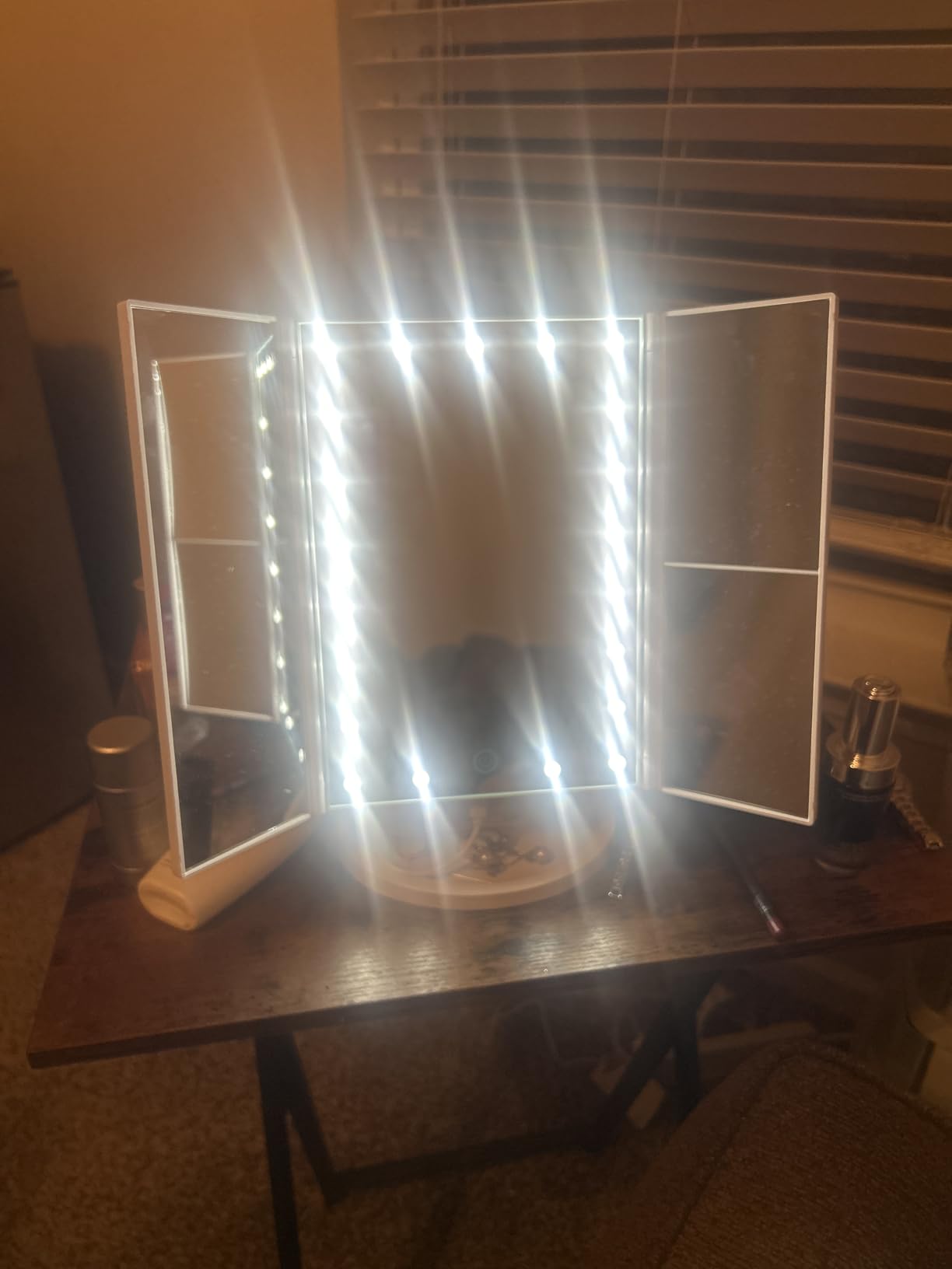 deweisn Dresser Mount Tri-Fold Lighted Vanity Mirror with 21 LED Lights, Touch Screen and 3X/2X/1X Magnification, Two Power Supply Modes Make Up Mirror,Travel Mirror customer photo 2
