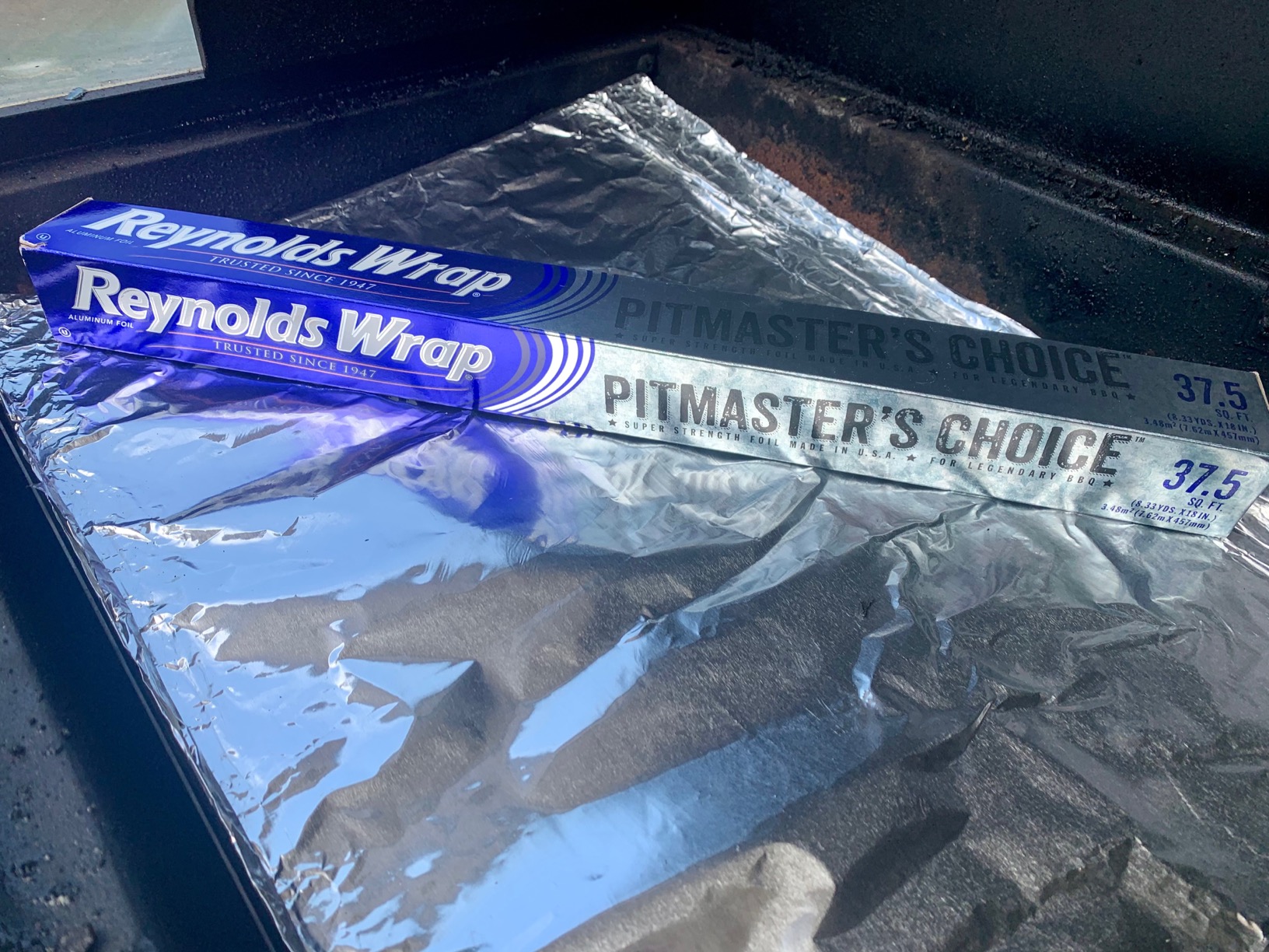 Reynolds Wrap Pitmaster's Choice Extra Thick Foil for Grilling, 18 Inch Grill Foil, Withstands High Heat, Extra Wide, 37.5 Total Sq. Ft. customer photo 2