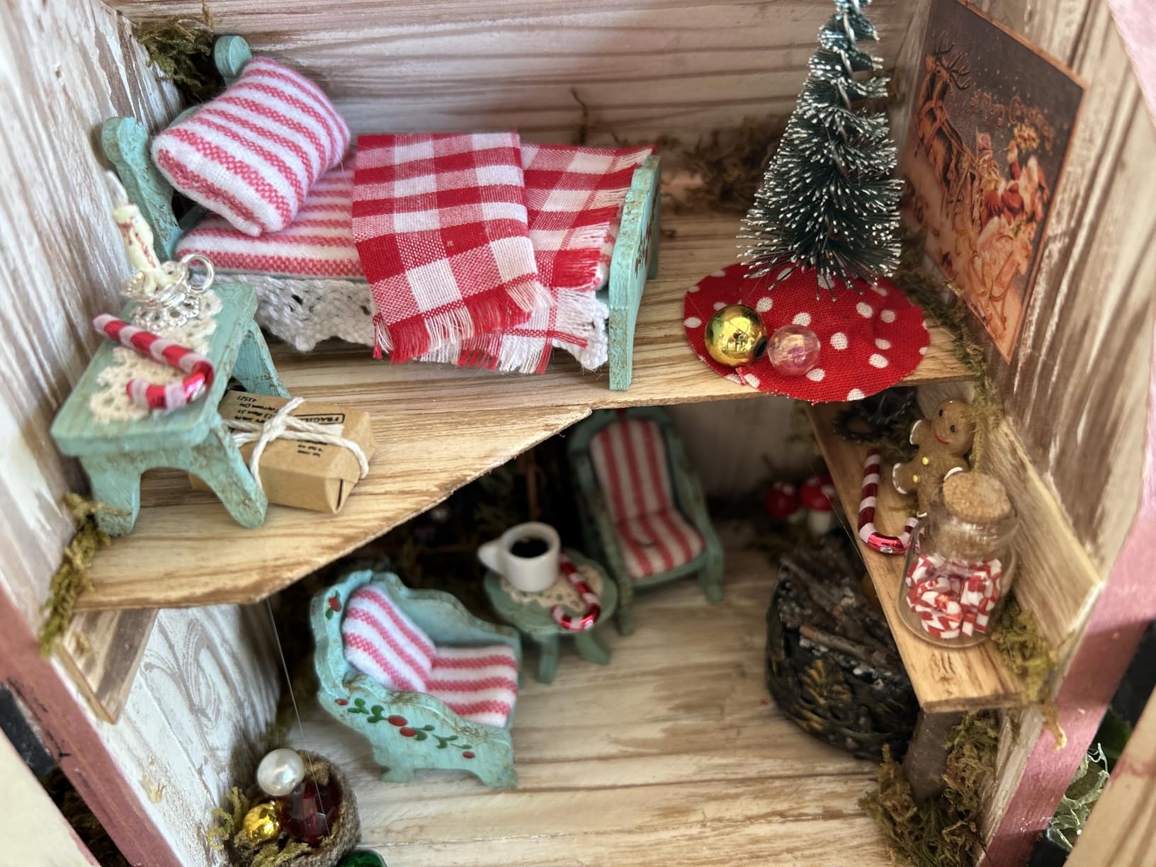 LOVEINUSA DIY Wooden Dollhouse Furniture Set, 3D Puzzle Miniature Room Accessories, Natural Wood customer photo 1