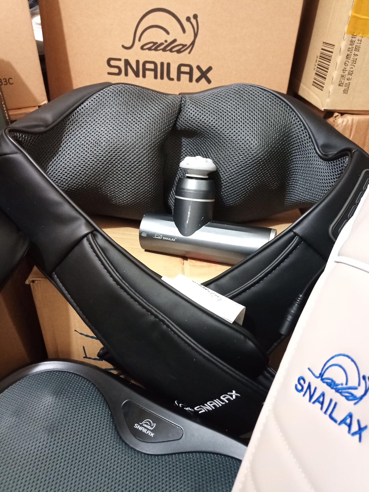 Snailax Shiatsu Neck and Shoulder Massager - Back Massager with Heat, Deep Kneading Electric Massage Pillow for Neck, Back, Shoulder,Foot,Body customer photo 2