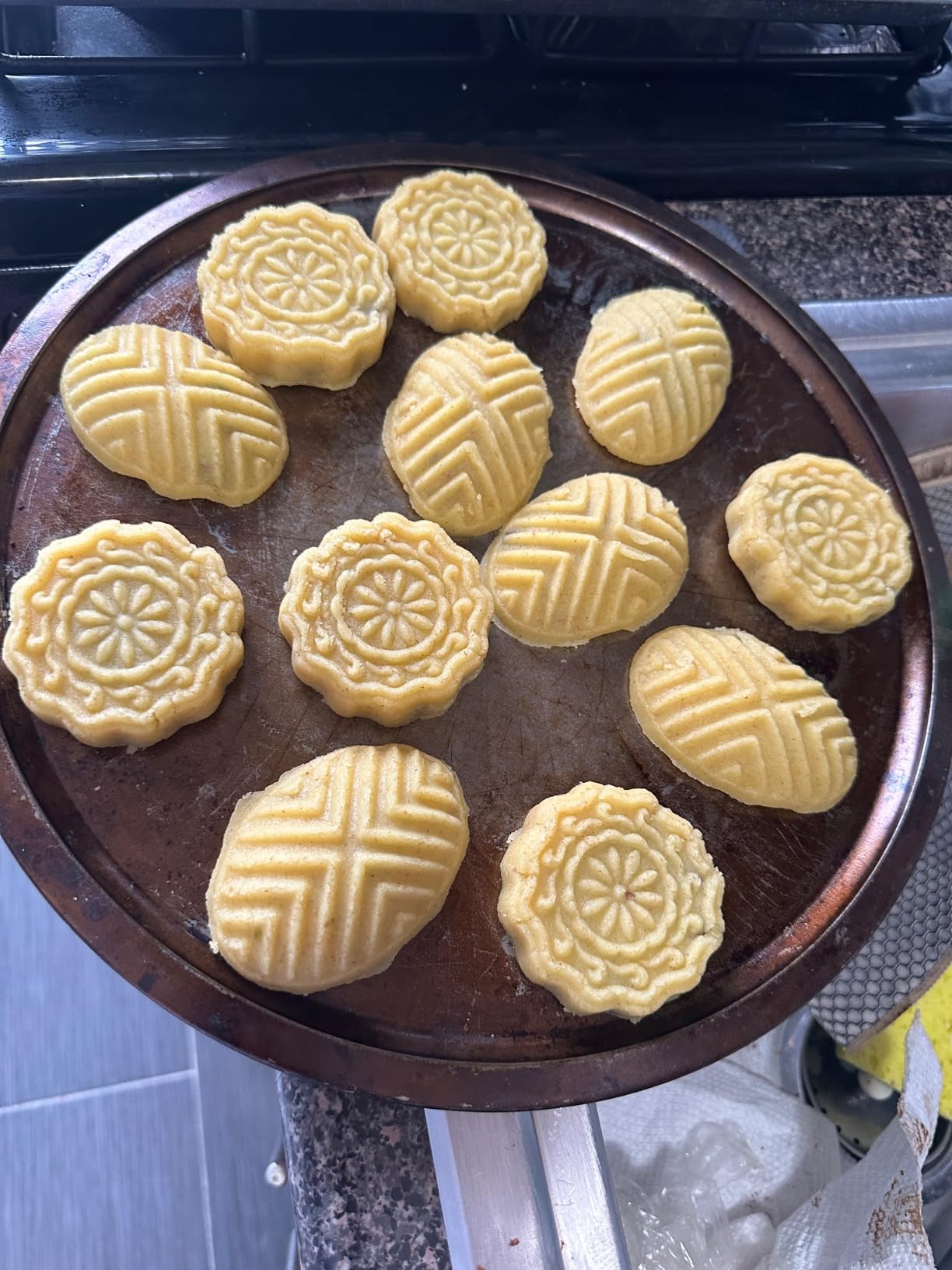 MoonCake Mold Chinese Traditional Mid-autumn Festival Moon Cake Mold 3 Flower Shape Wooden Handmade Baking Mold for Muffin Mooncake Cookie Biscuit Chocolate Pumpkin Pie customer photo 2